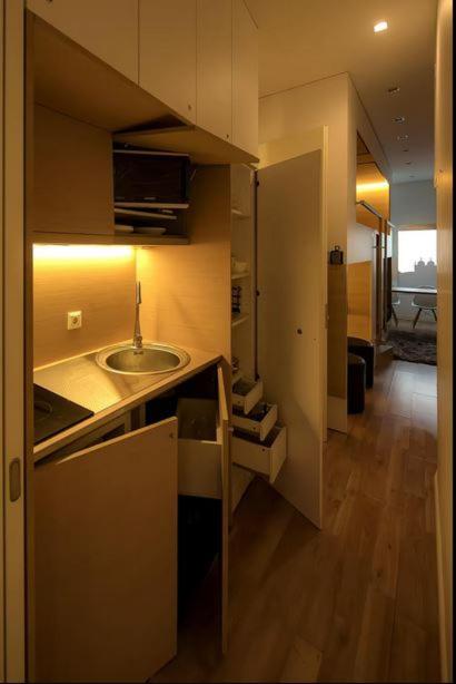 Space Shuttle studios - Tiny House