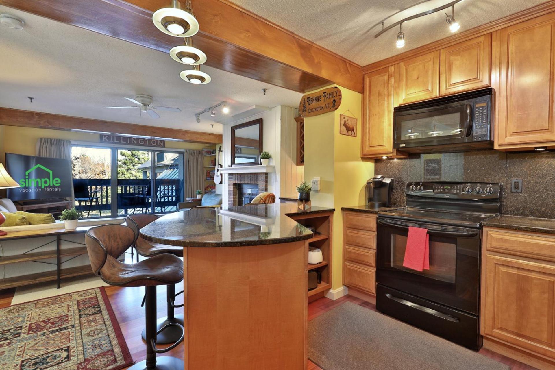 Behnke Family Retreat, Mountain View 1BR-1BA Condo at Mountain Green Resort, Ski Shuttle