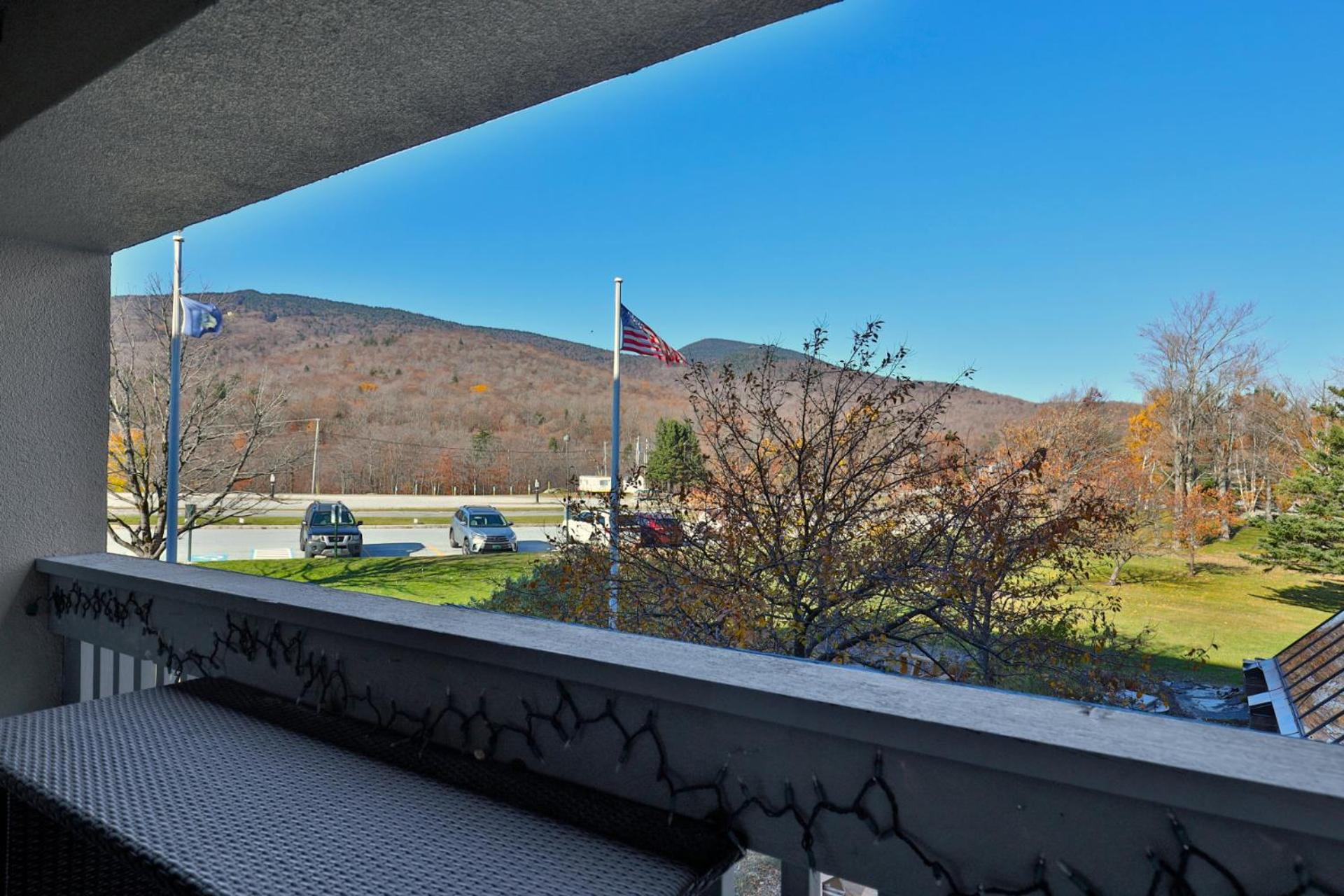 Behnke Family Retreat, Mountain View 1BR-1BA Condo at Mountain Green Resort, Ski Shuttle