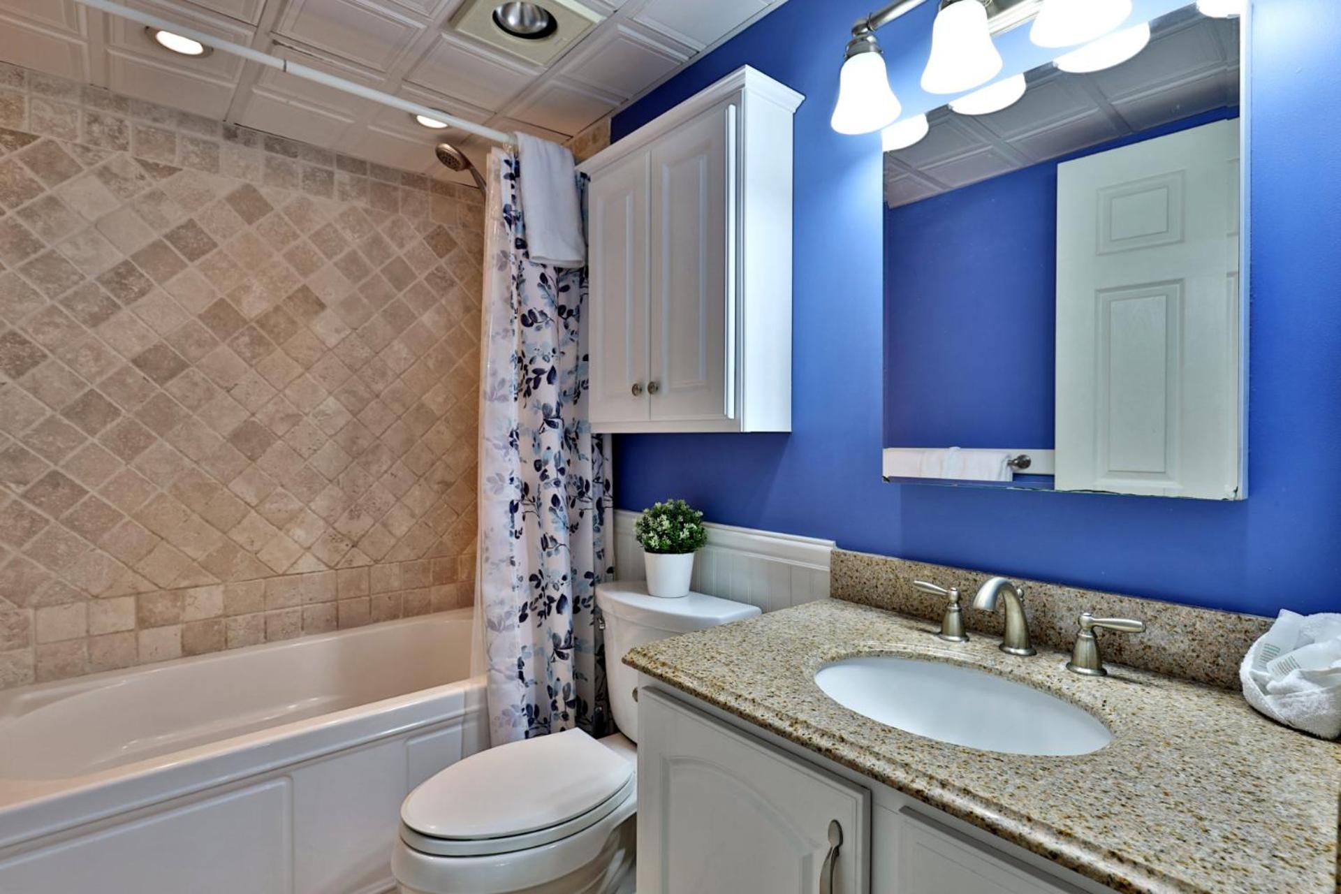 Behnke Family Retreat, Mountain View 1BR-1BA Condo at Mountain Green Resort, Ski Shuttle