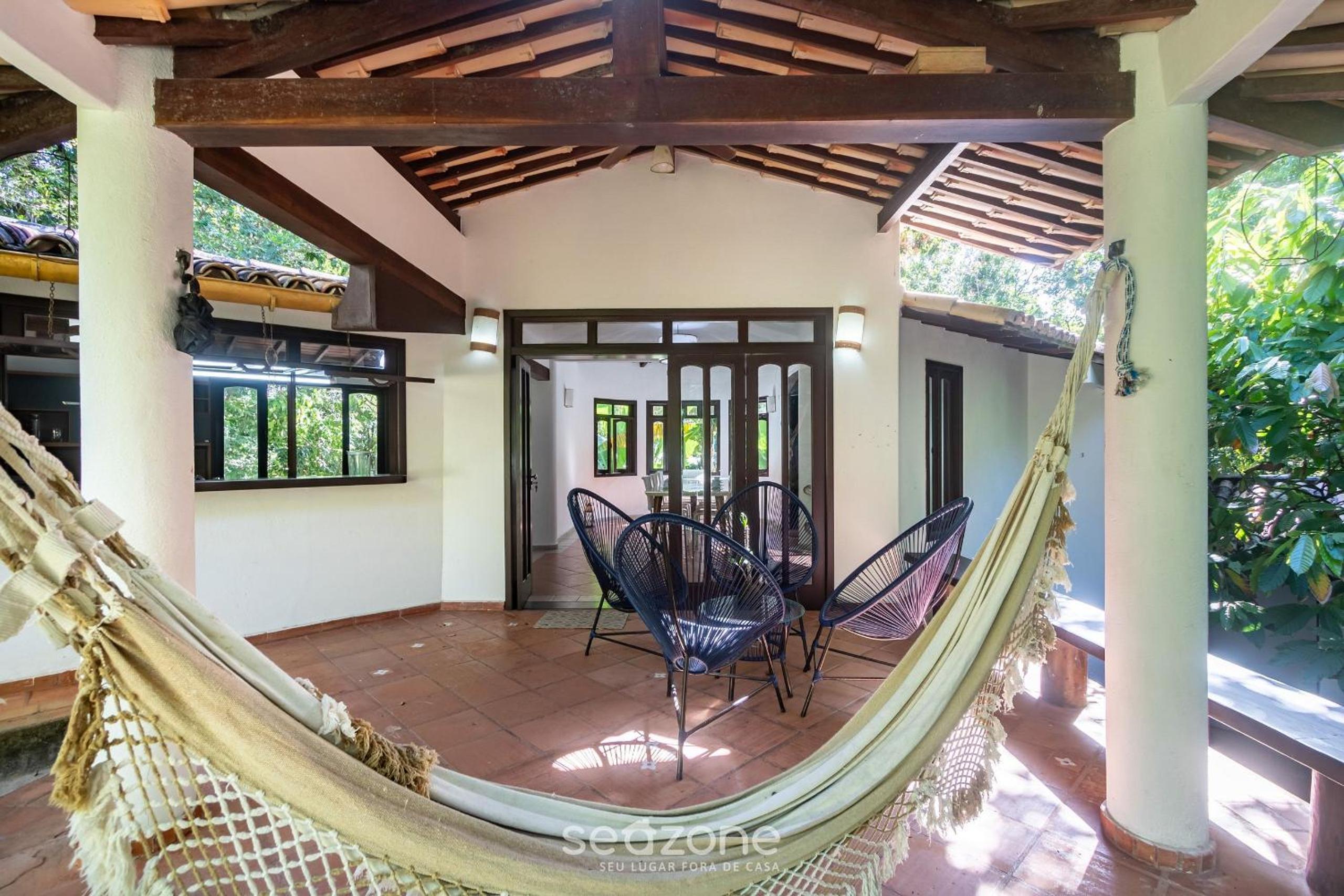House w/ 3 suites 400m from Mucugê Beach MCG0006