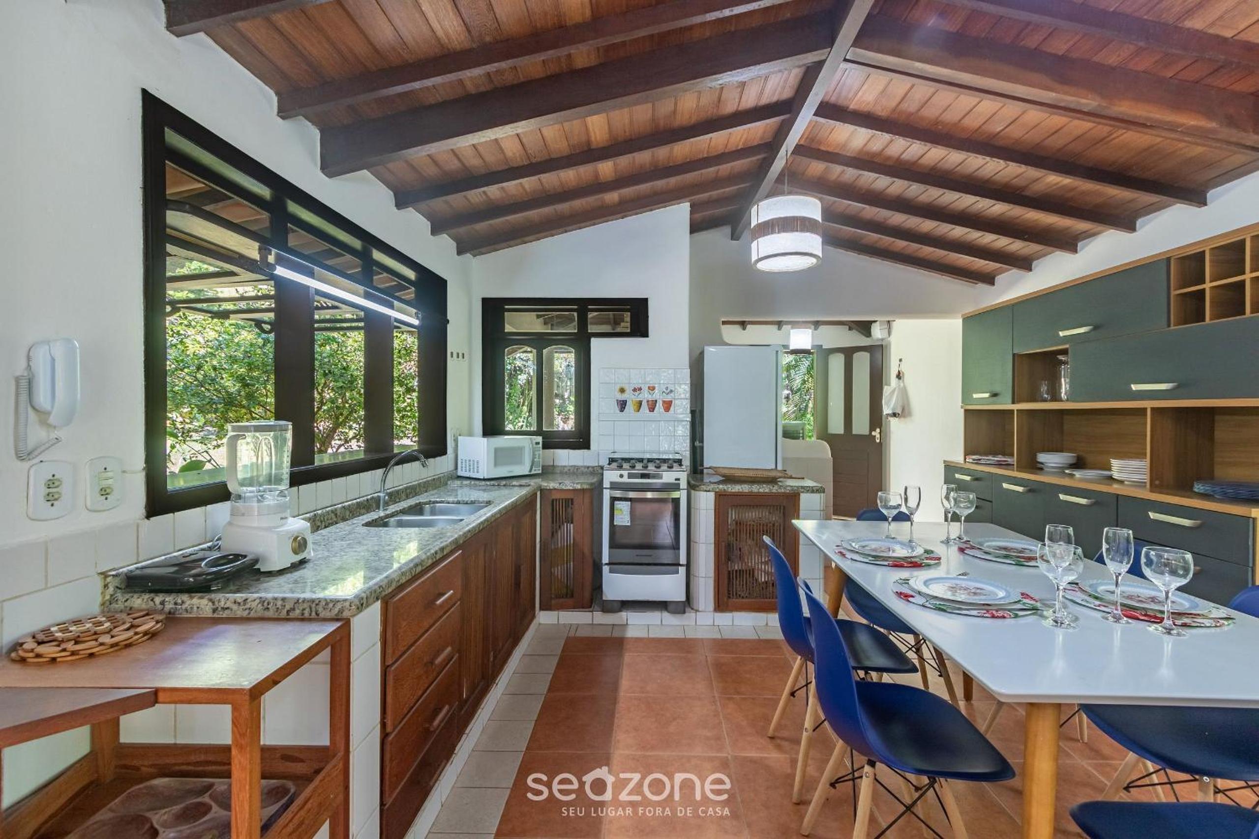 House w/ 3 suites 400m from Mucugê Beach MCG0006