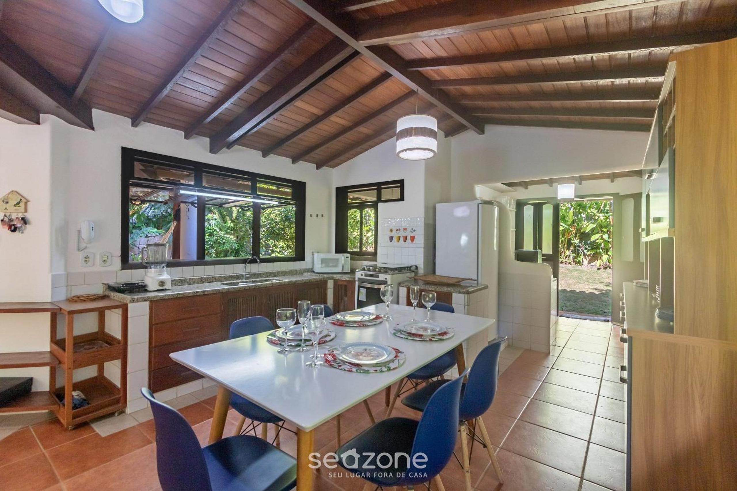 House w/ 3 suites 400m from Mucugê Beach MCG0006