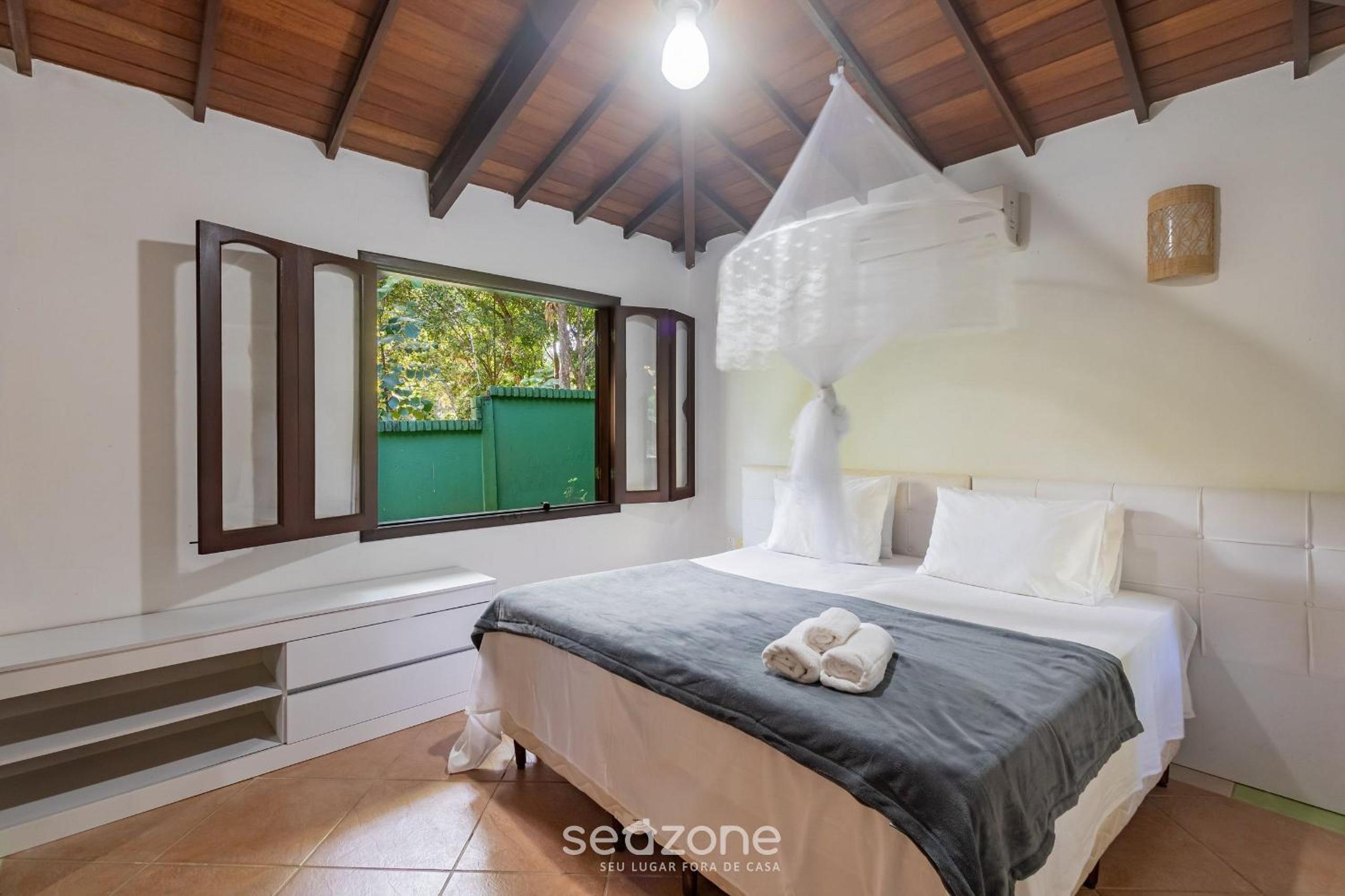 House w/ 3 suites 400m from Mucugê Beach MCG0006