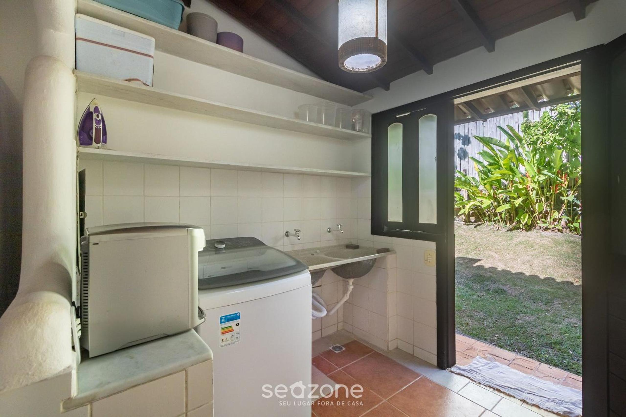 House w/ 3 suites 400m from Mucugê Beach MCG0006
