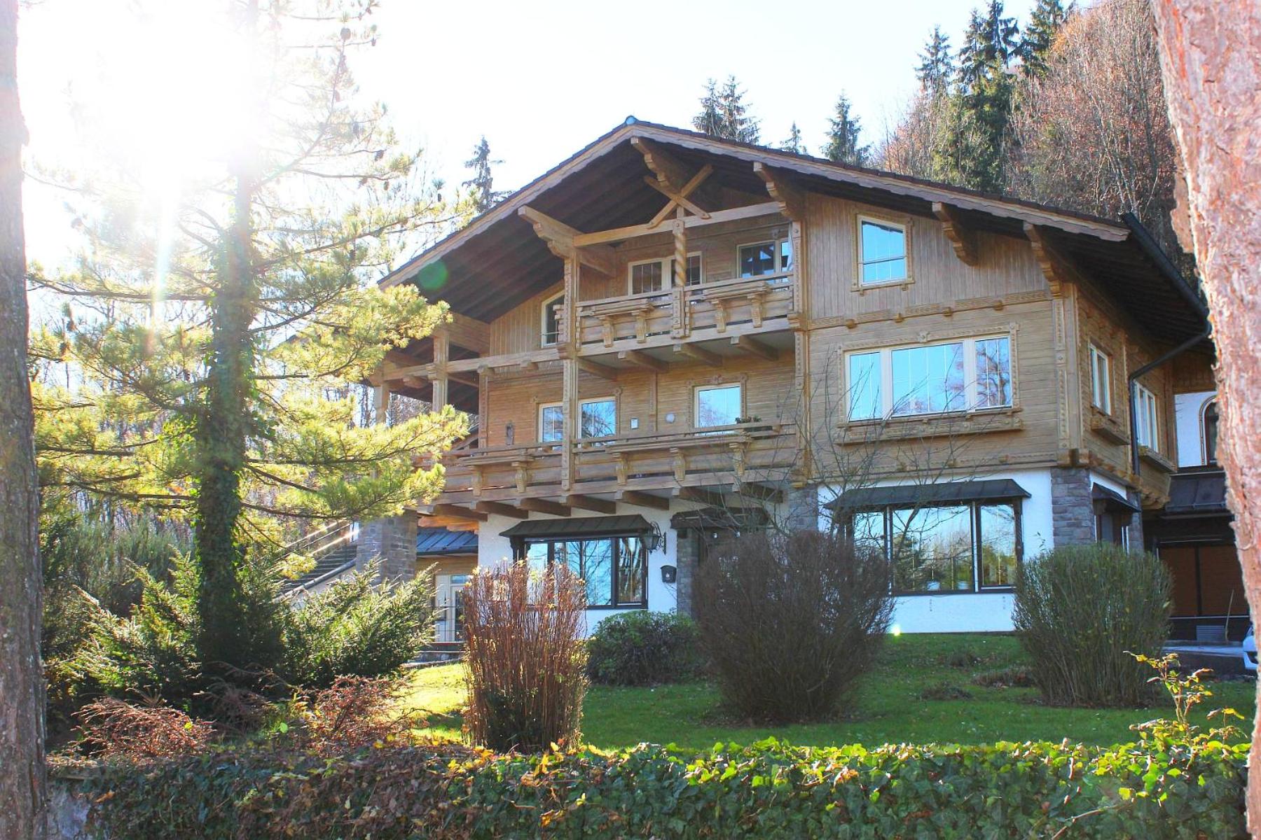 Photo 9