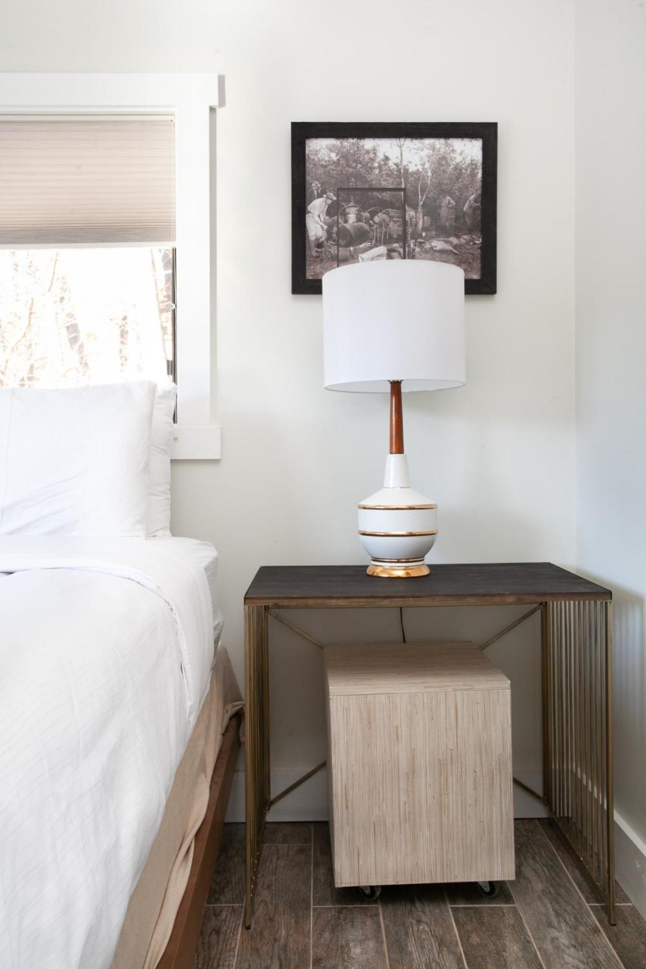 Peaceful Heights with Cozy Decks and Smart TV