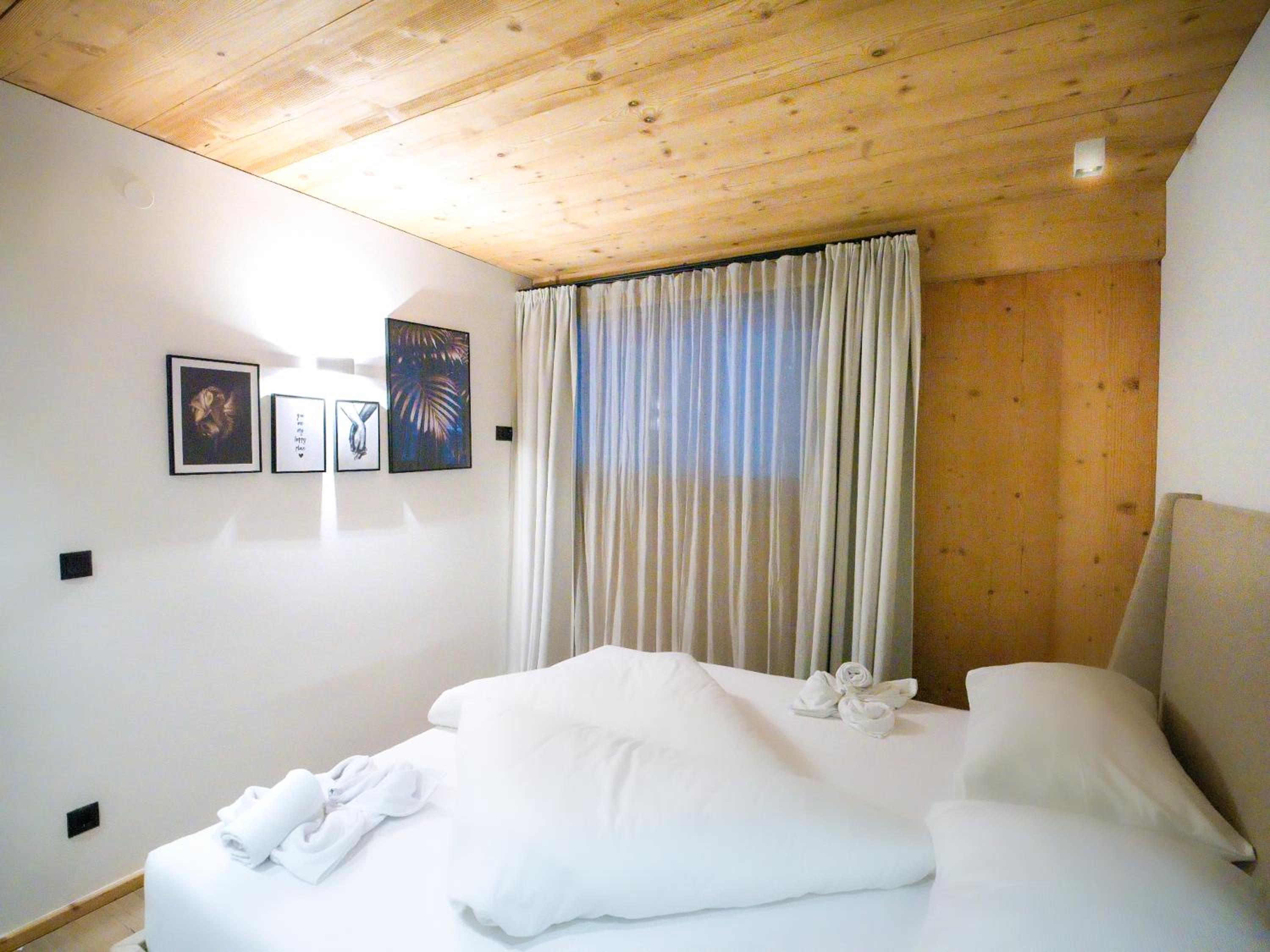 SportLodge RACING Suite - by AlpenLuxus Collection