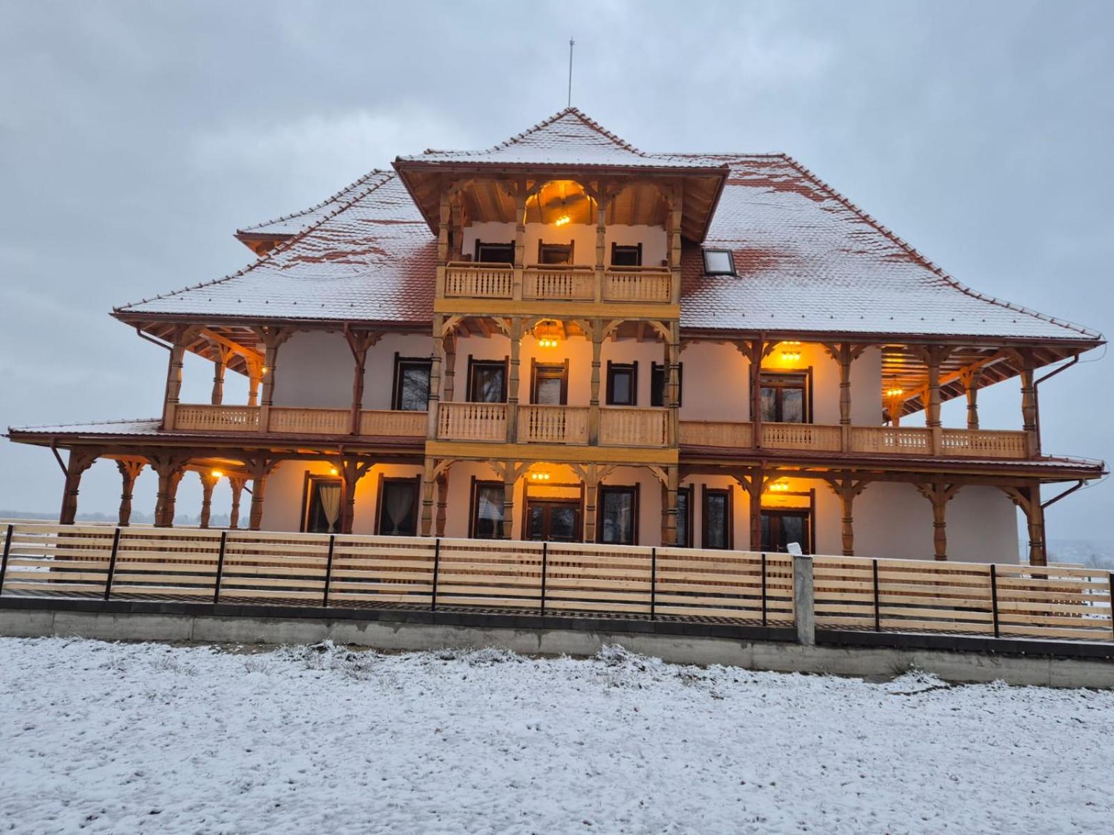 Zestrea Maramureșului Săpânța