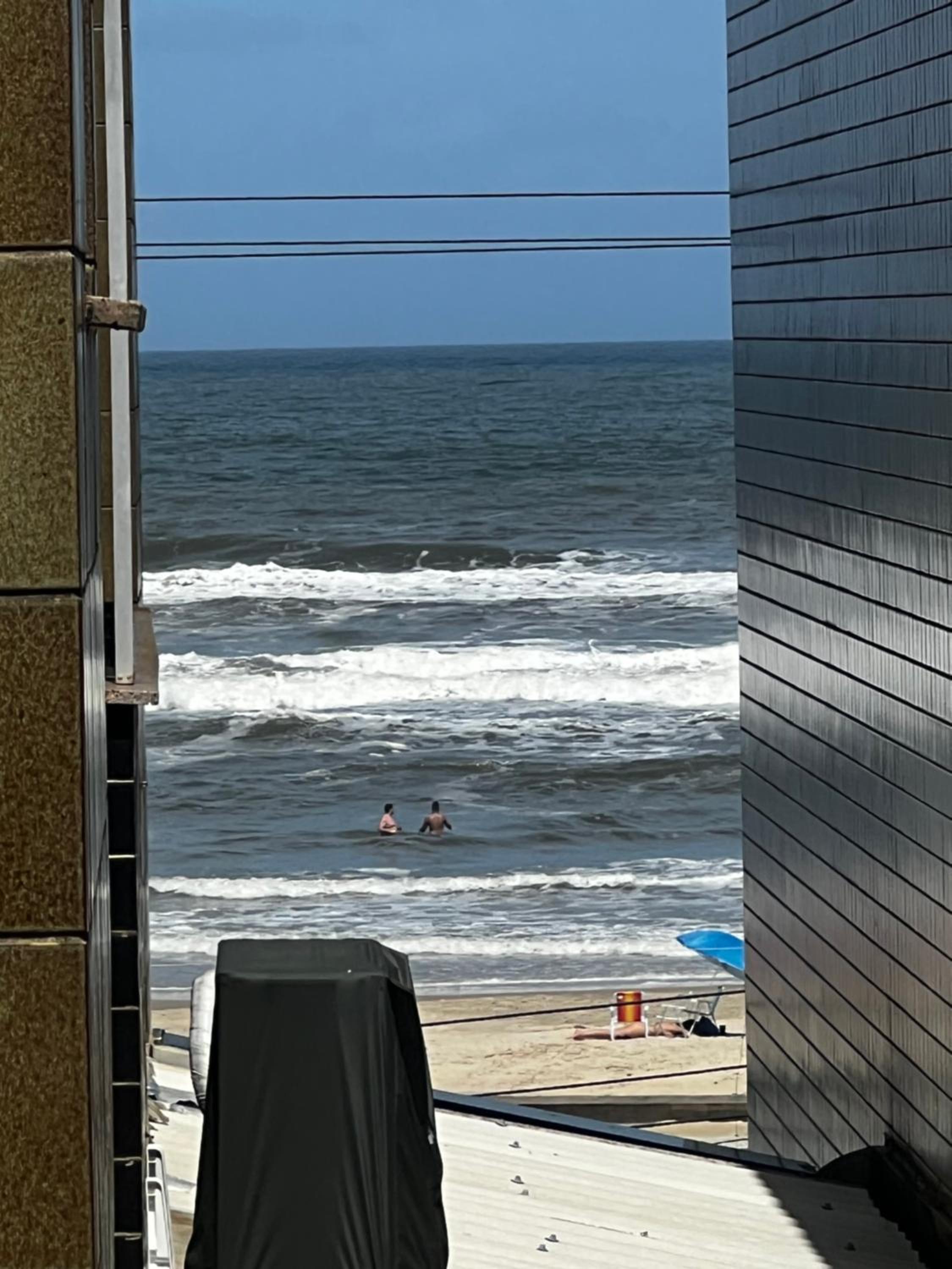 Lindo Apartamento 2 Quartos na Beira Mar