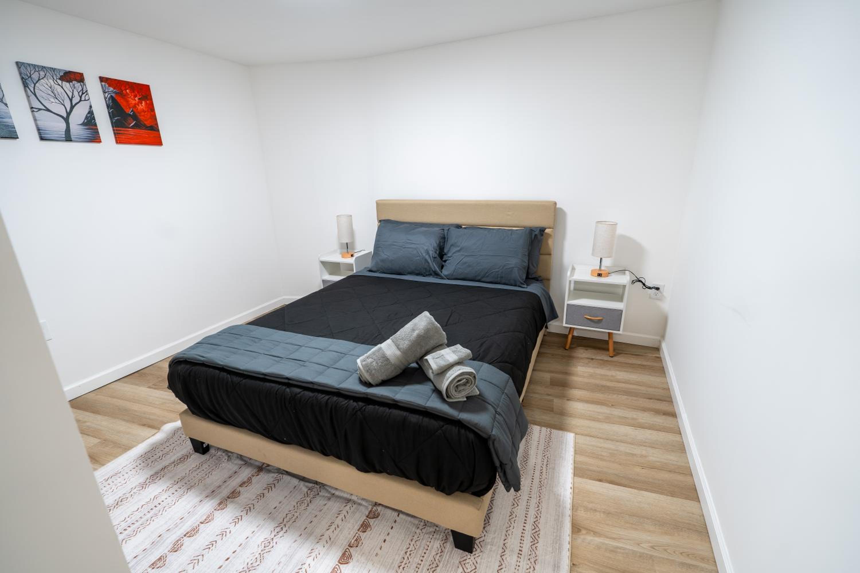 Stylish Stay By Beach & Shops