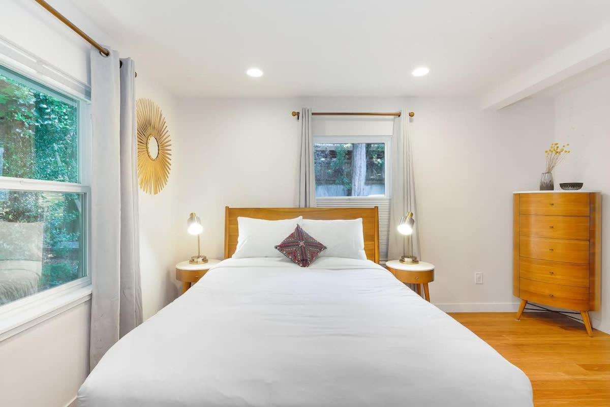 3BD Remodeled Home Near Beach