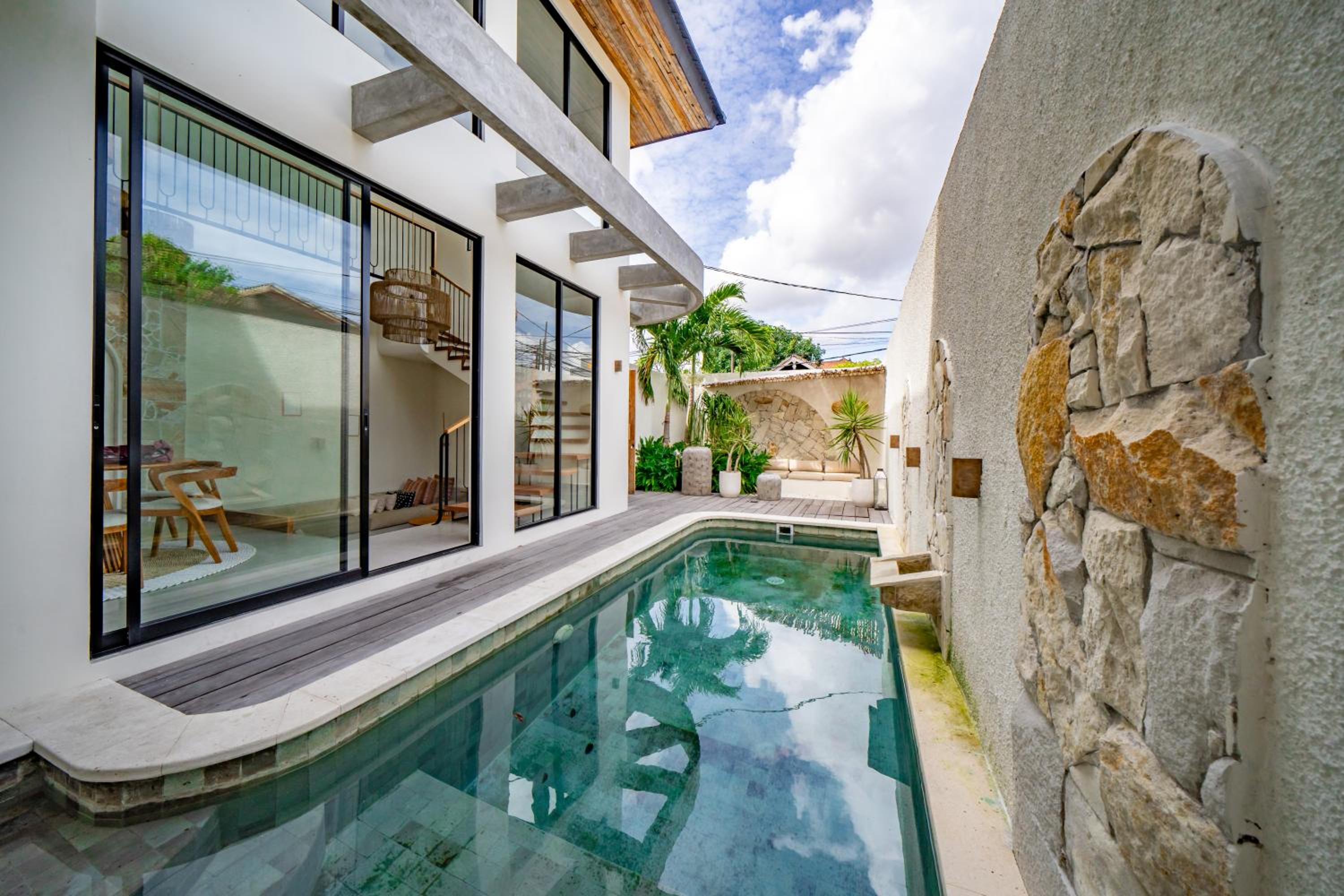 Casa Samudra - 3BR Villa in Seminyak