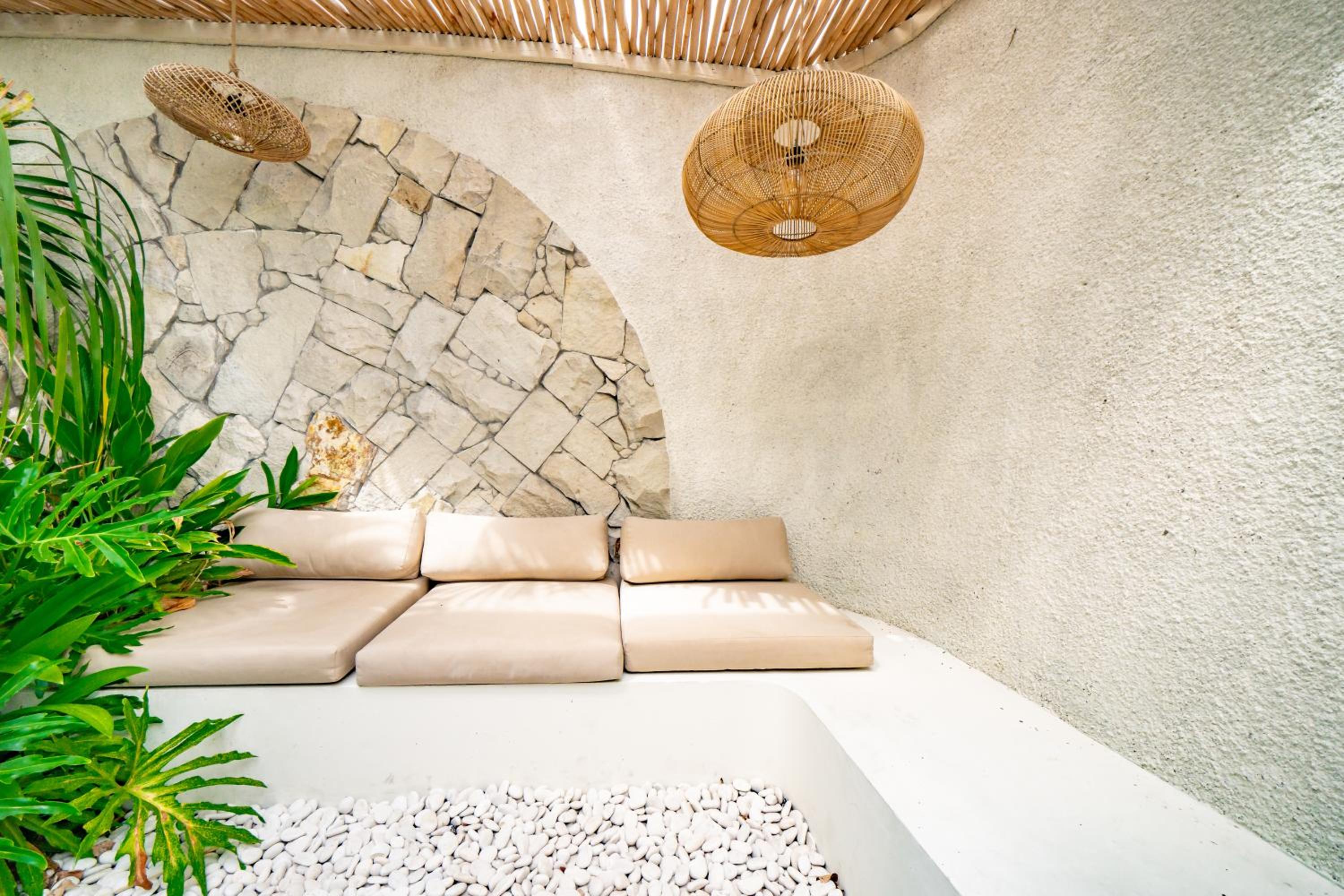 Casa Samudra - 3BR Villa in Seminyak