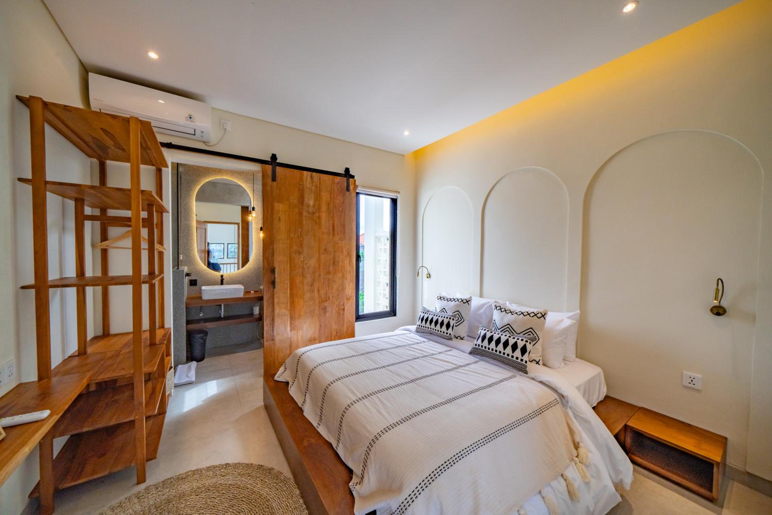 Casa Samudra - 3BR Villa in Seminyak
