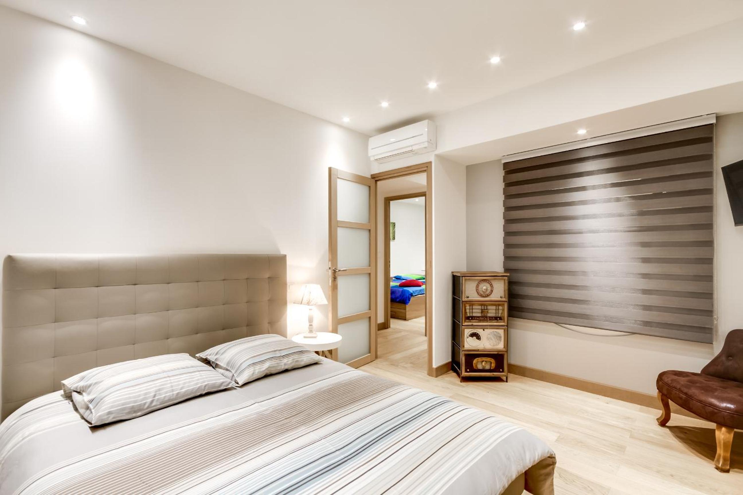 Just Renovated 138m2 On The Seine