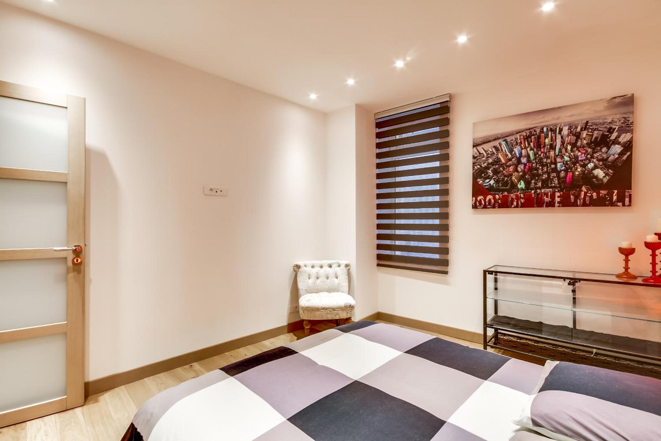 Just Renovated 138m2 On The Seine