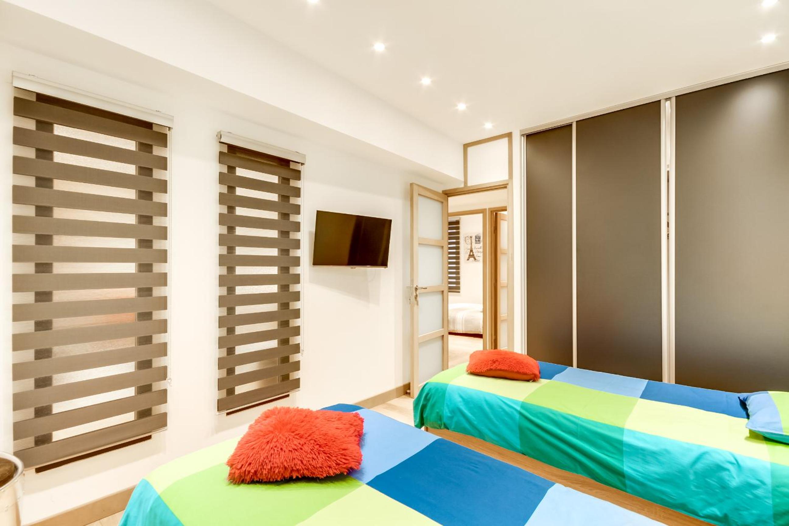 Just Renovated 138m2 On The Seine