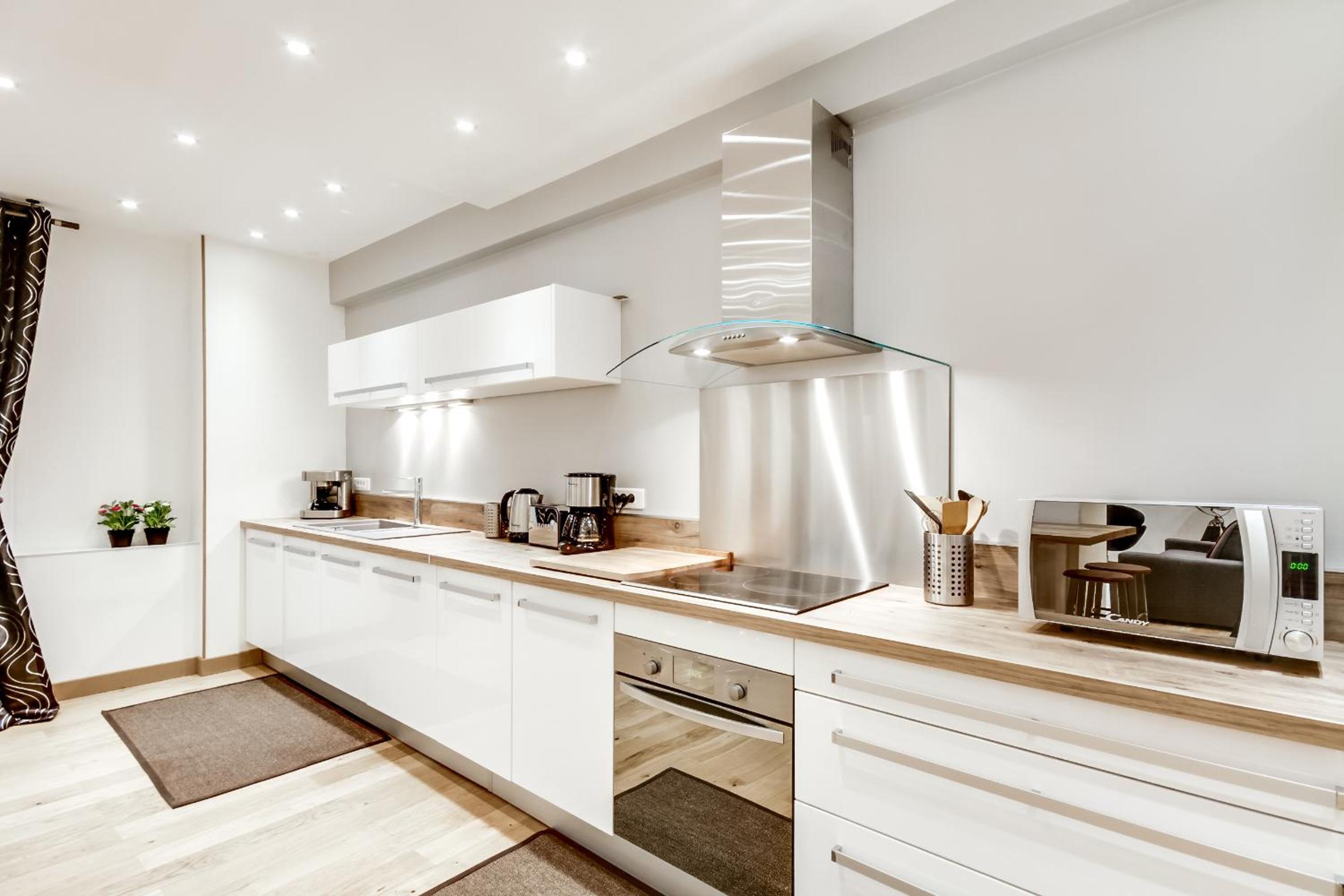 Just Renovated 138m2 On The Seine