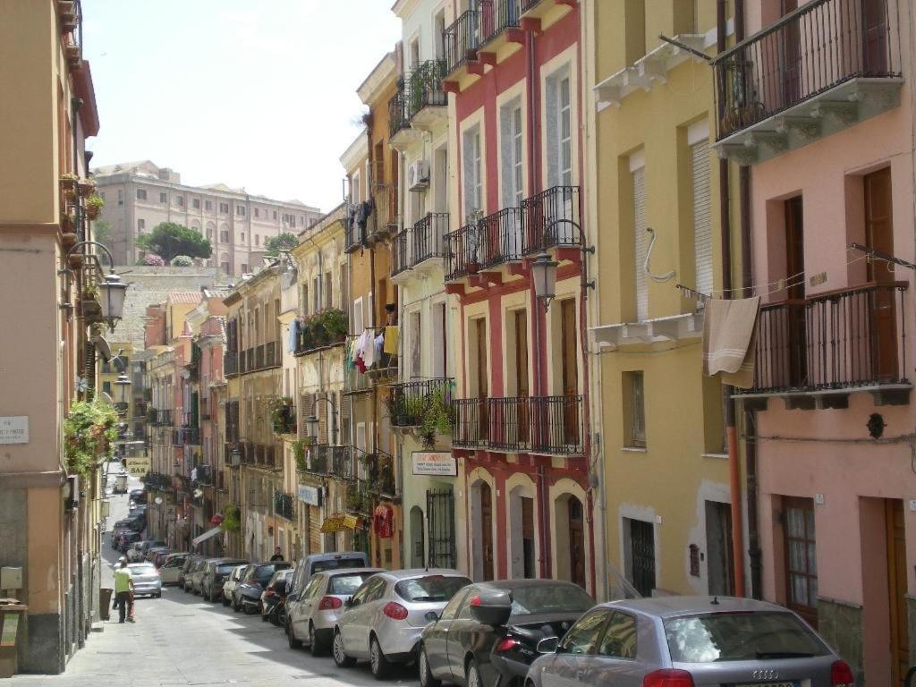 Oisife Apartments