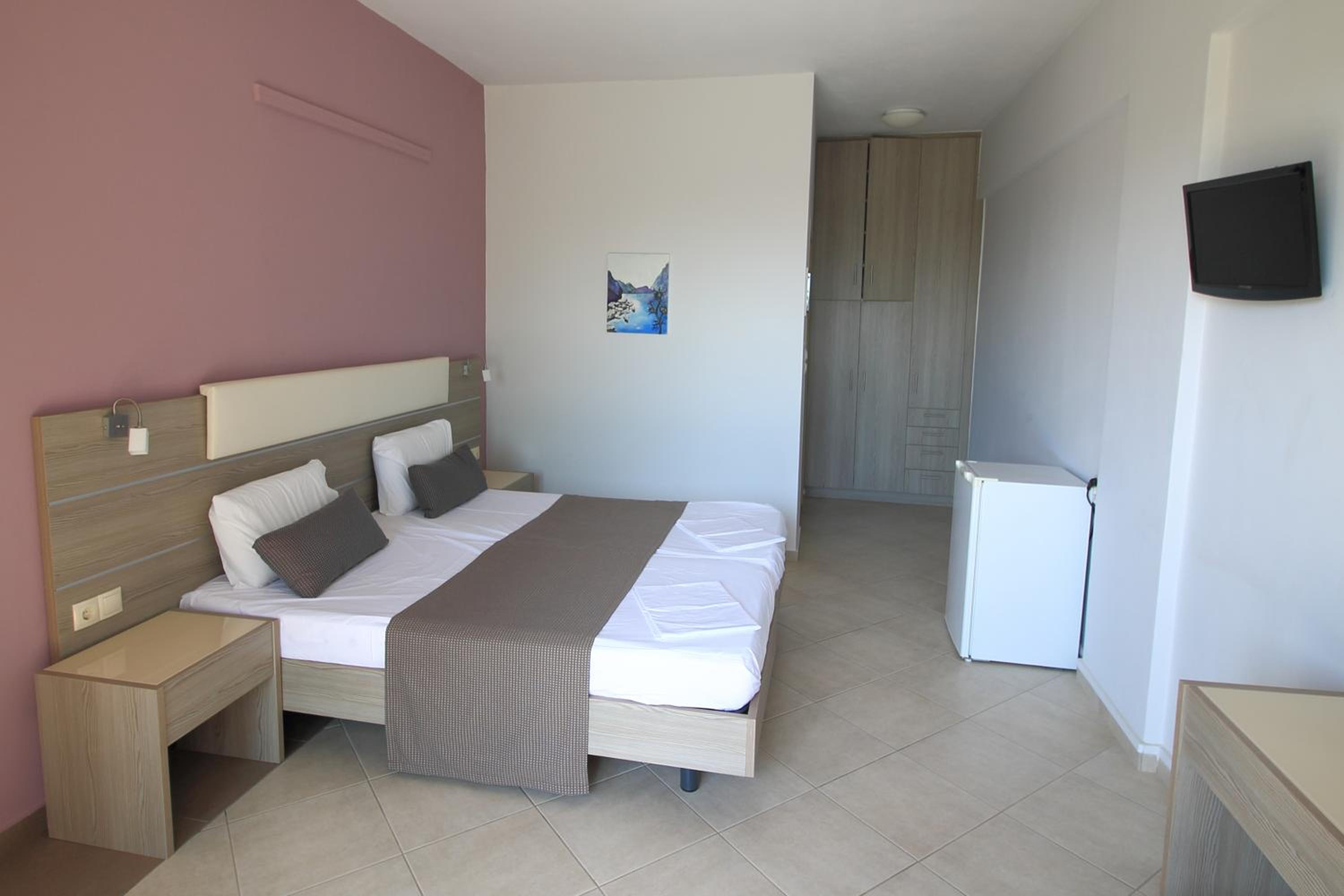 Thalassa House Apartments photo 4