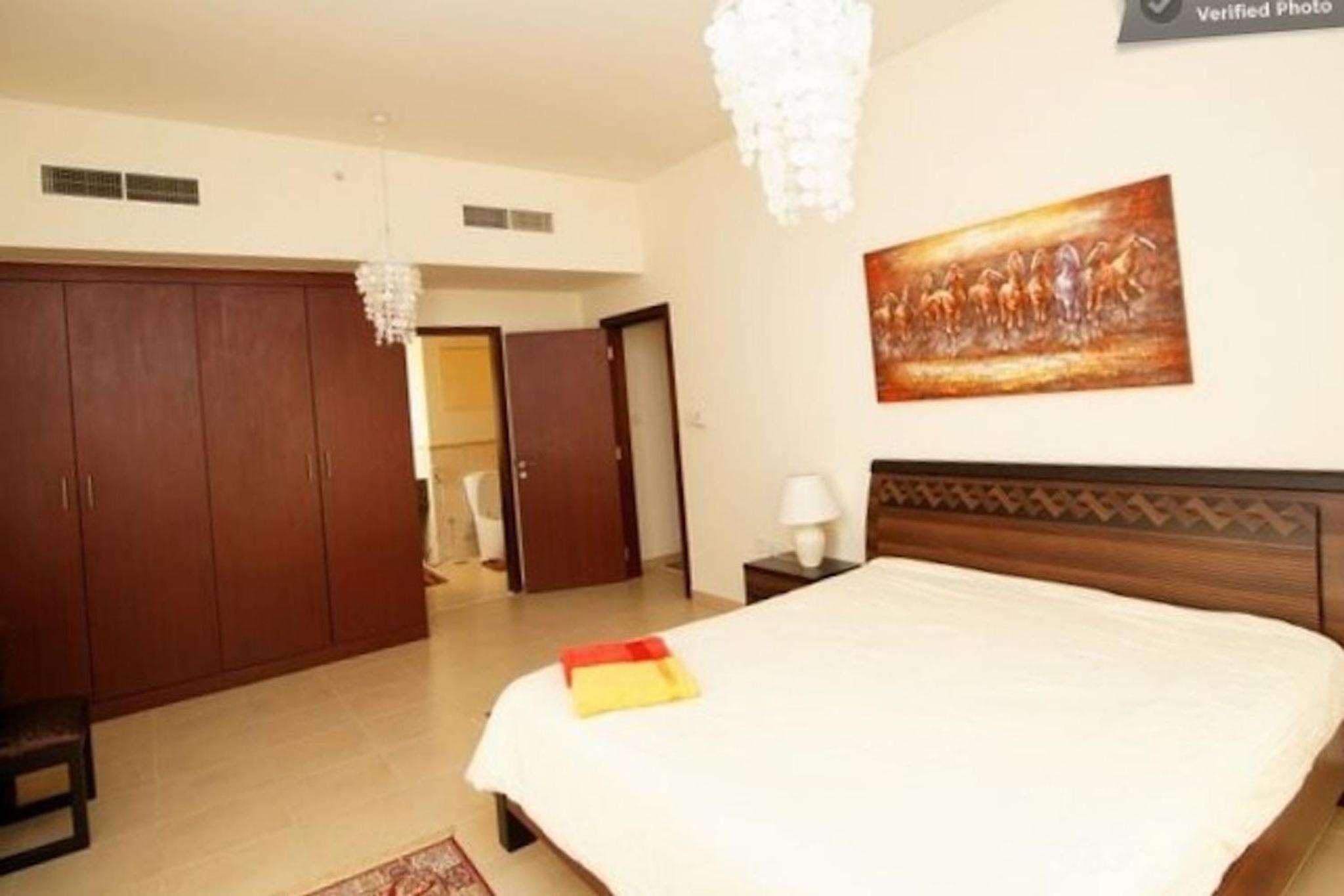2br Beach front Sea View — Dubai photo 5