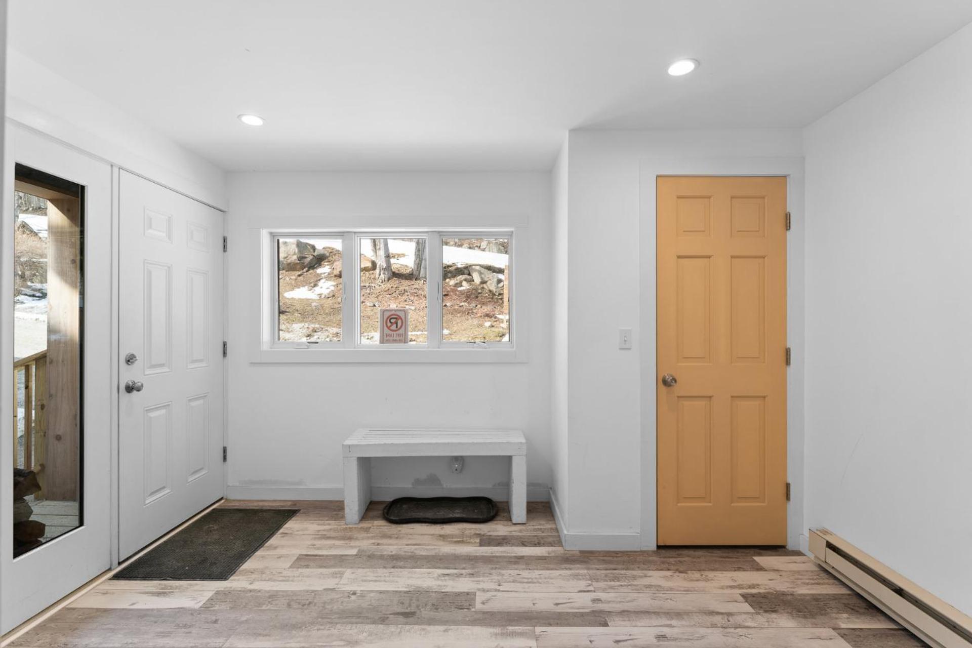 Trailside Village #5 - Slopeside 1BR with Hot Tub and Sauna, Ski In Ski Out on Great Eastern Trail