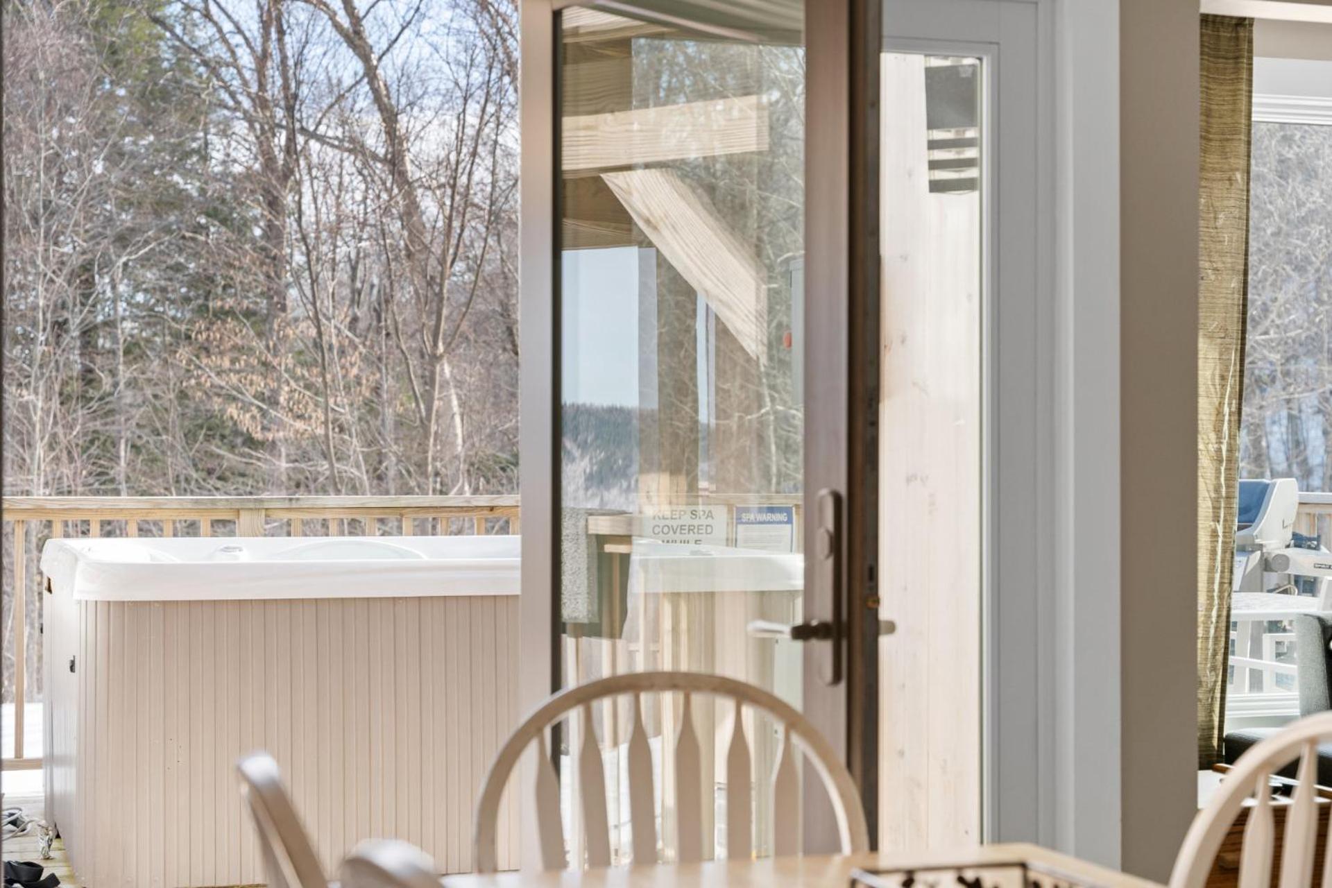Trailside Village #5 - Slopeside 1BR with Hot Tub and Sauna, Ski In Ski Out on Great Eastern Trail