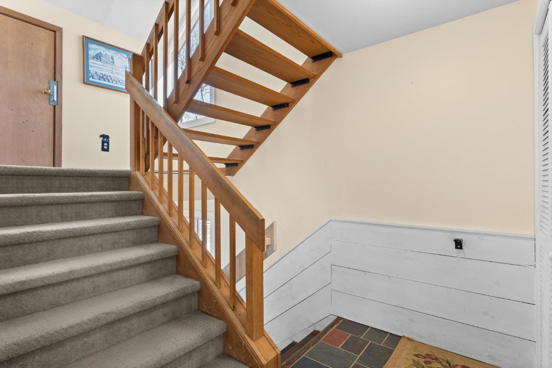 Trailside Village #6 - Slopeside 3BR 2BA, Hot Tub, Sauna, Ski In Ski Out on Great Eastern