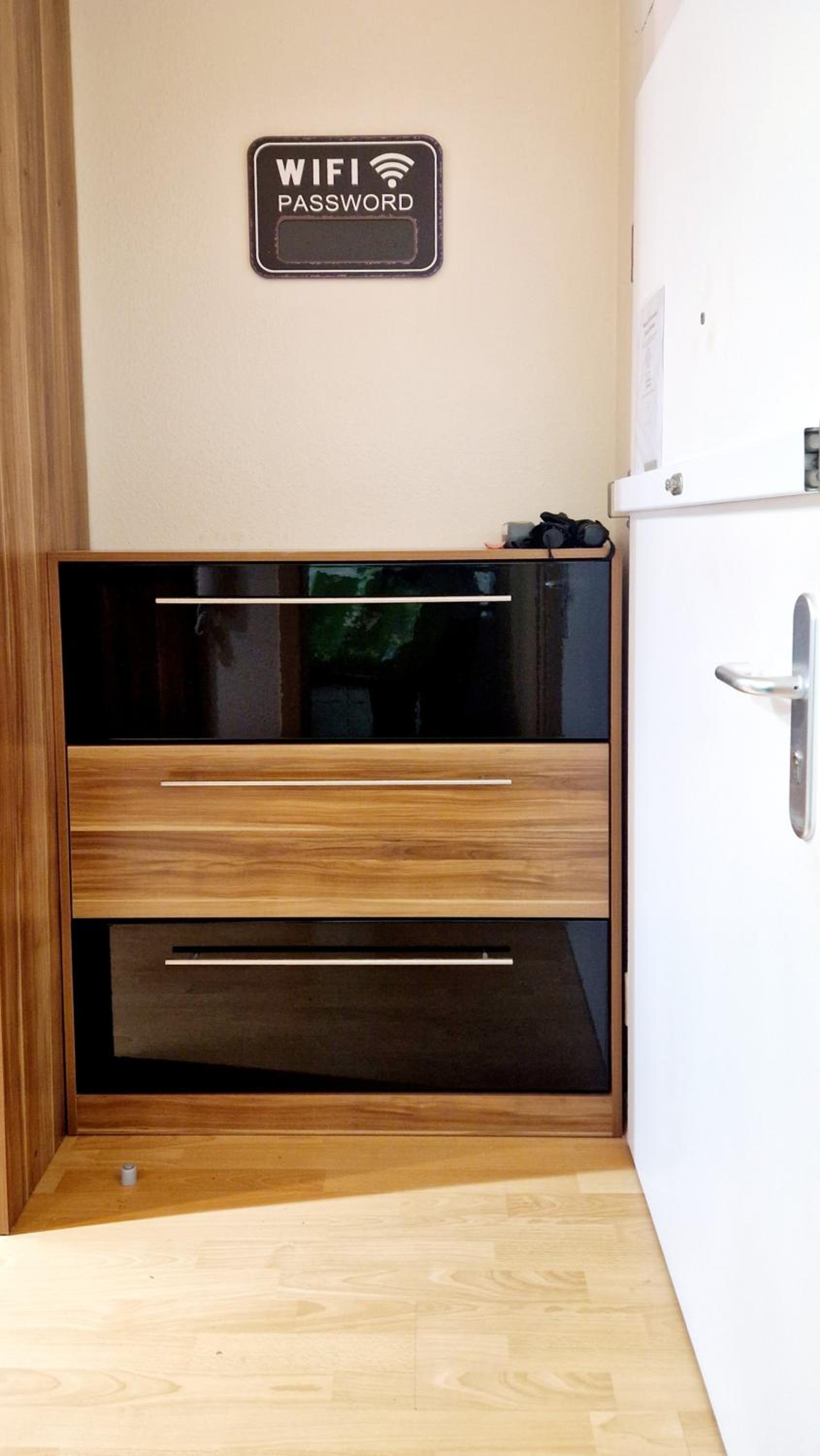 H10 Apartment with FREE PARKING