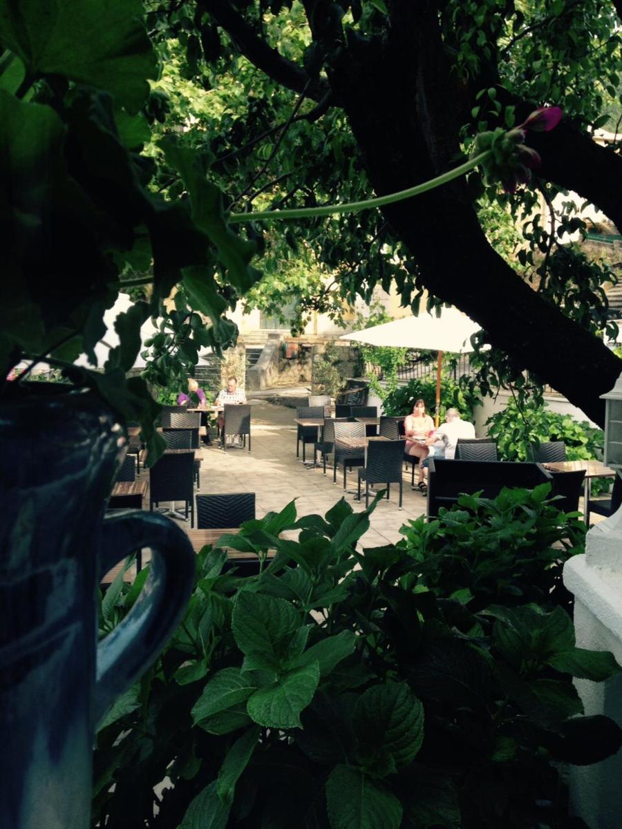 outdoor BBQ area