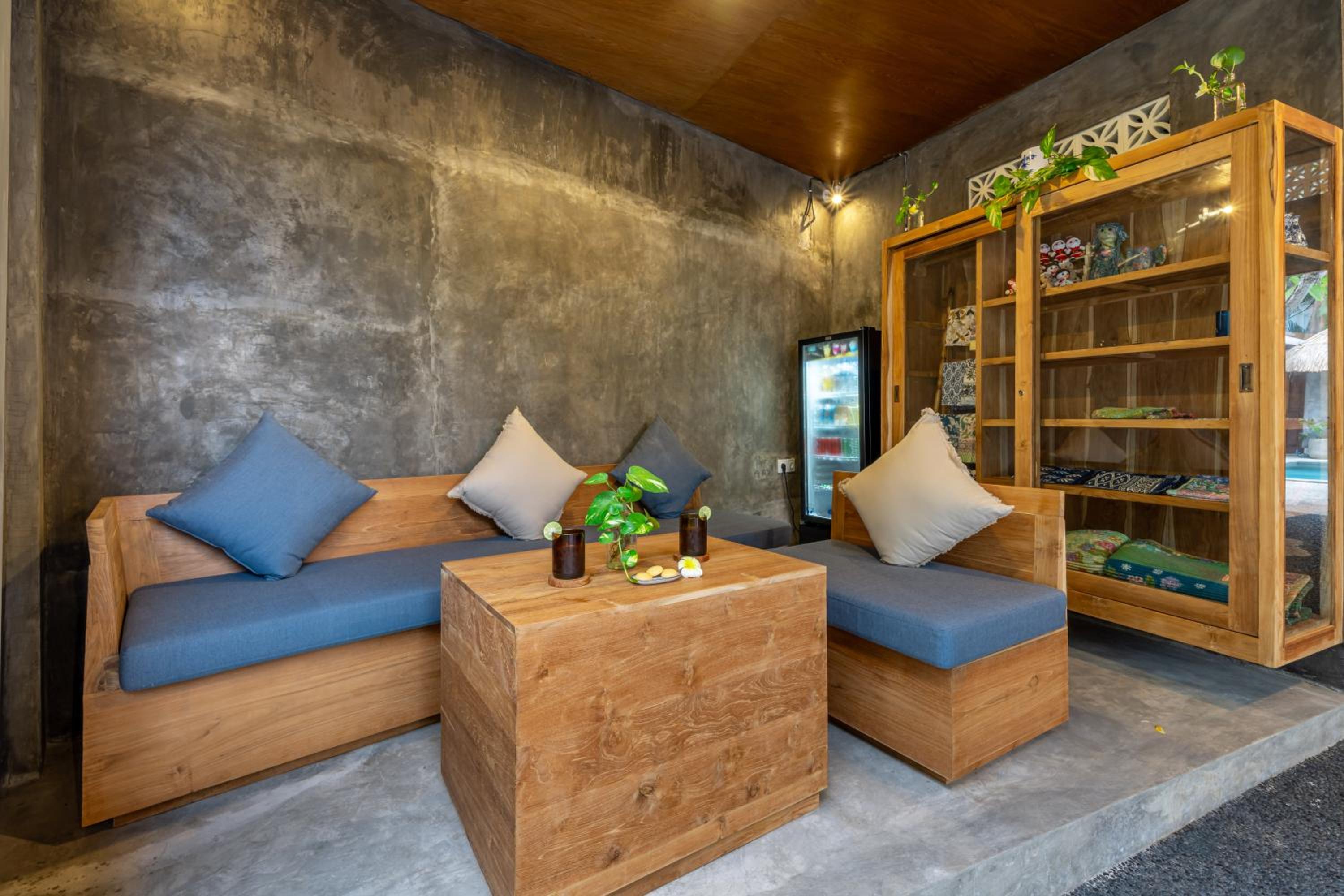 The Hepburn Seminyak ADULTS ONLY Chic Boutique Room with Pool 900m Walk to Beach