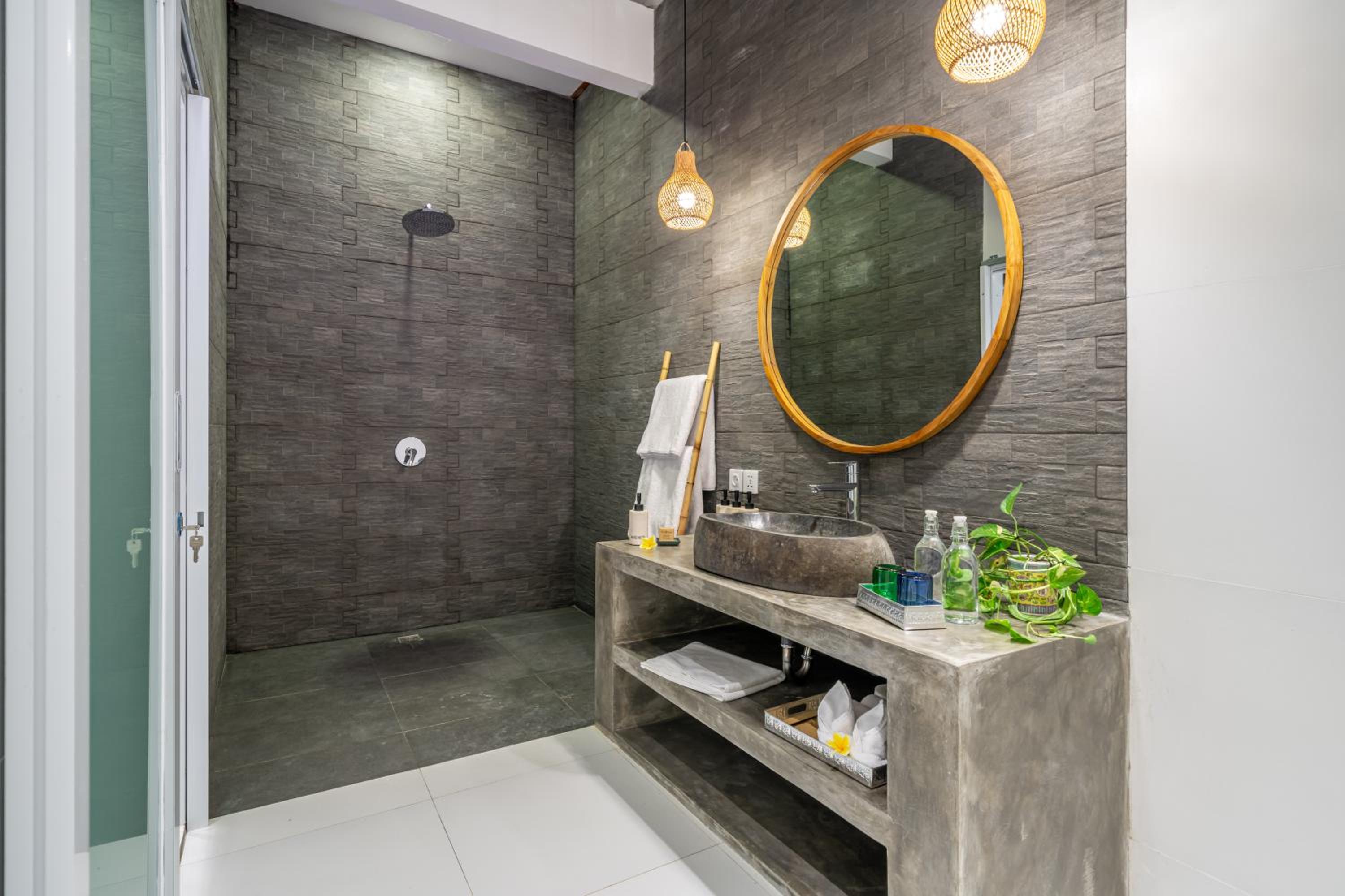 The Hepburn Seminyak ADULTS ONLY Chic Boutique Room with Pool 900m Walk to Beach