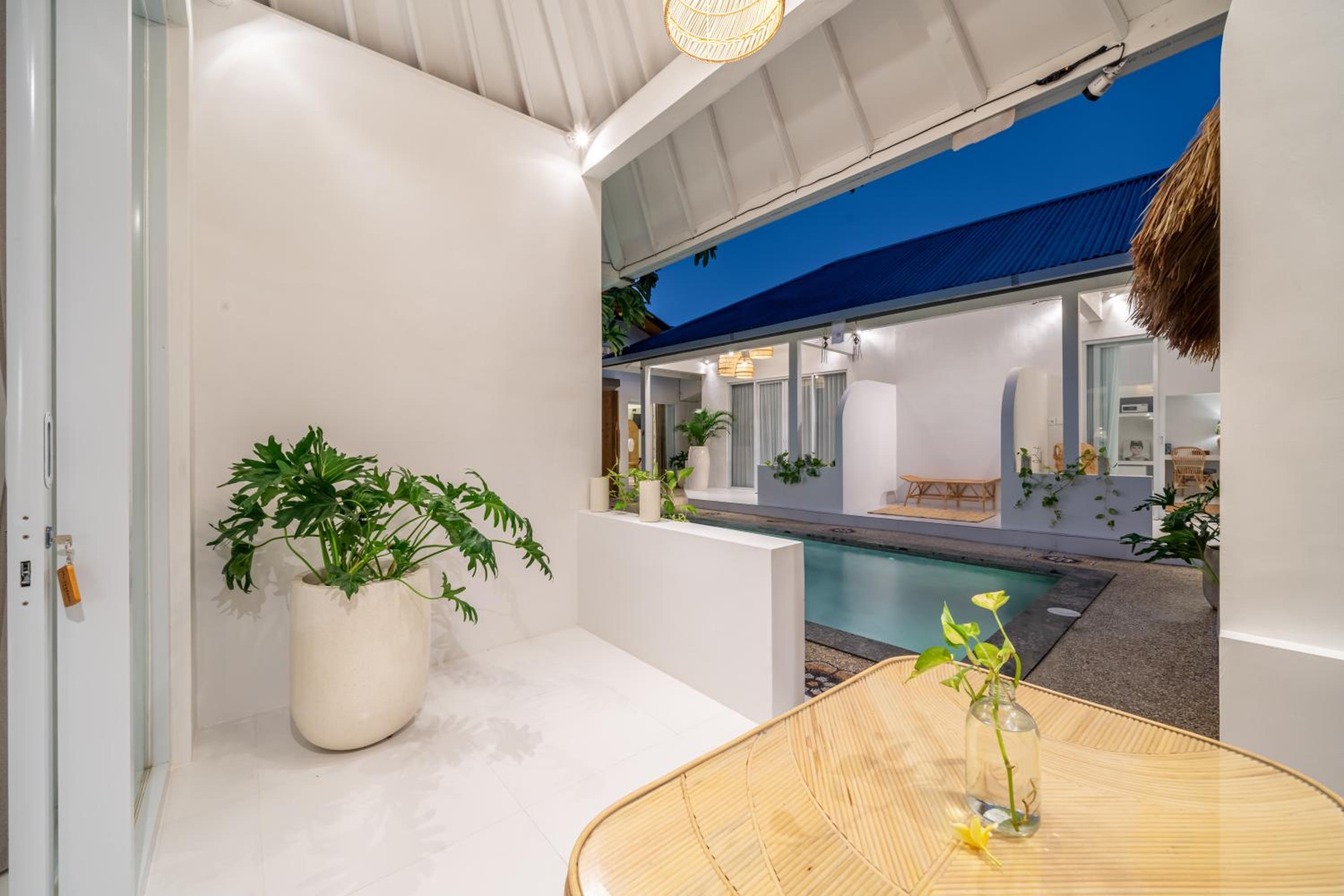 The Hepburn Seminyak ADULTS ONLY Chic Boutique Room with Pool 900m Walk to Beach