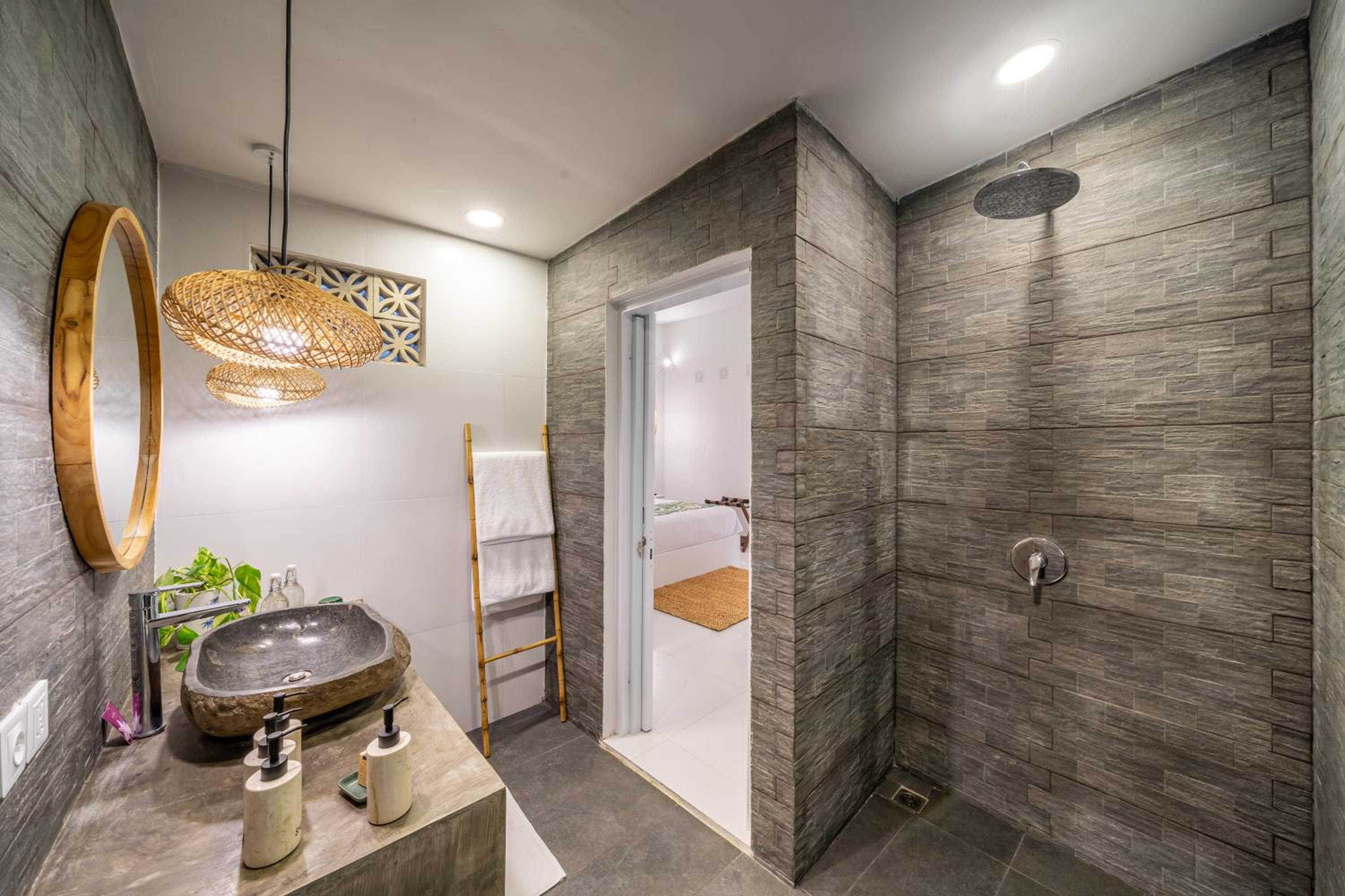 The Hepburn Seminyak ADULTS ONLY Chic Boutique Room with Pool 900m Walk to Beach