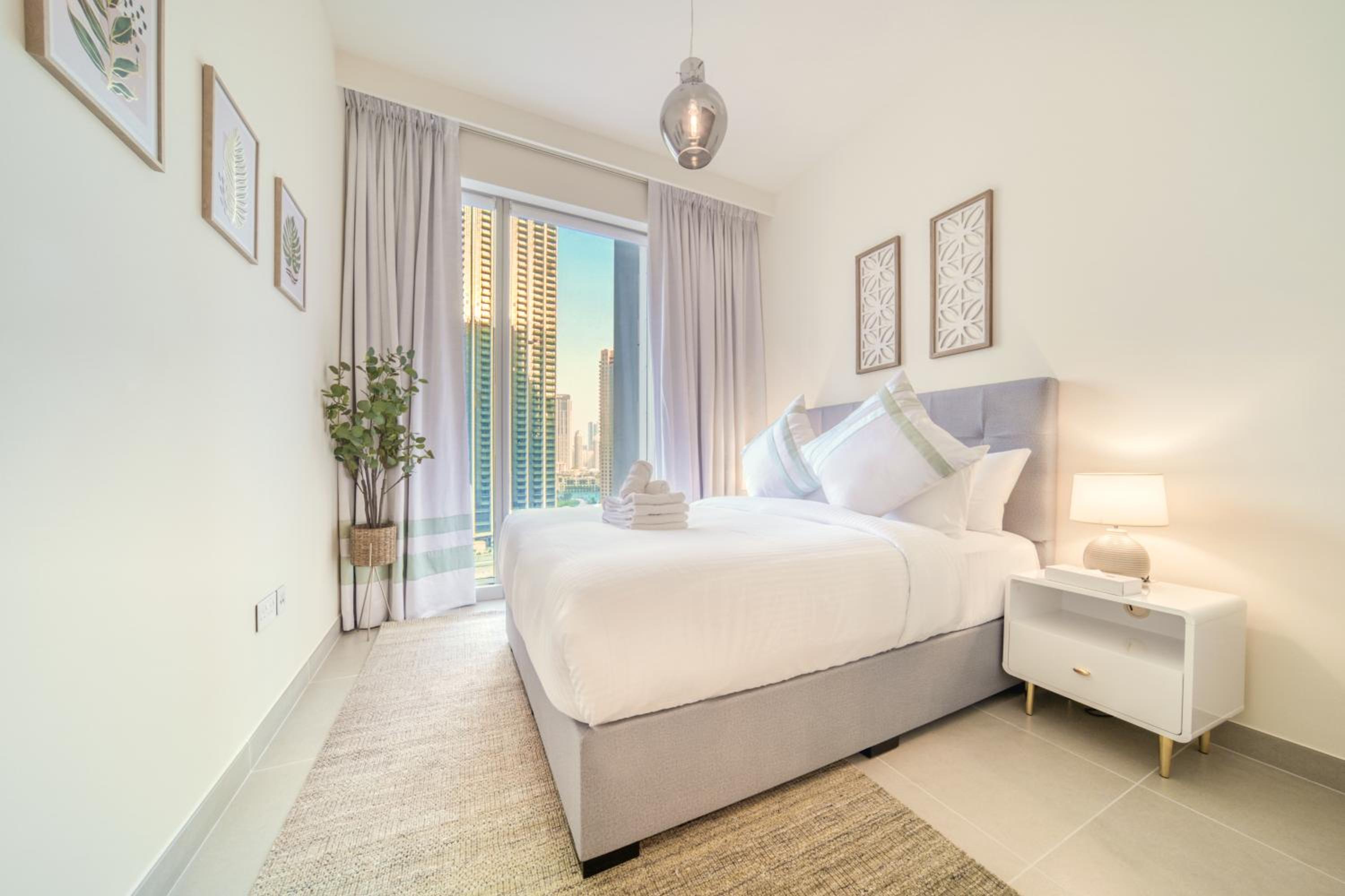 Forte 2, Downtown Dubai - Mint Stay