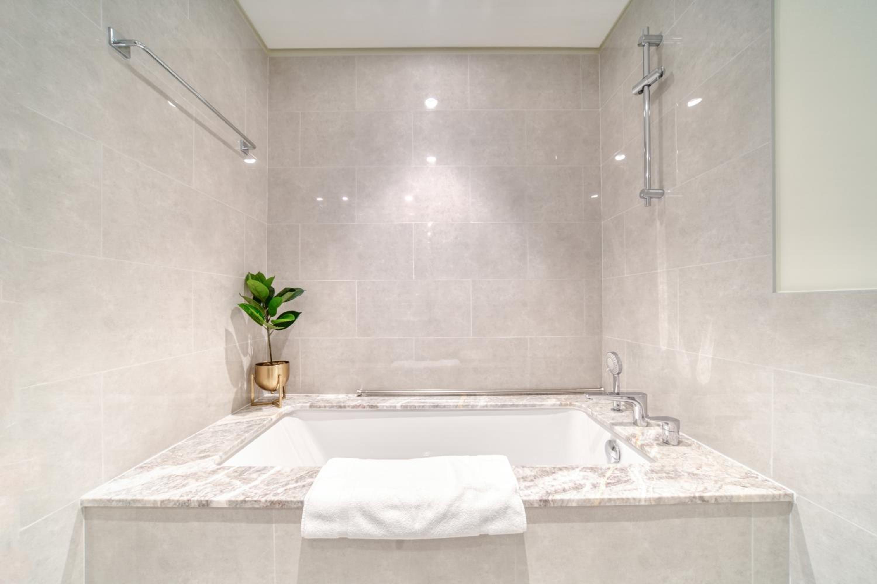 Forte 2, Downtown Dubai - Mint Stay