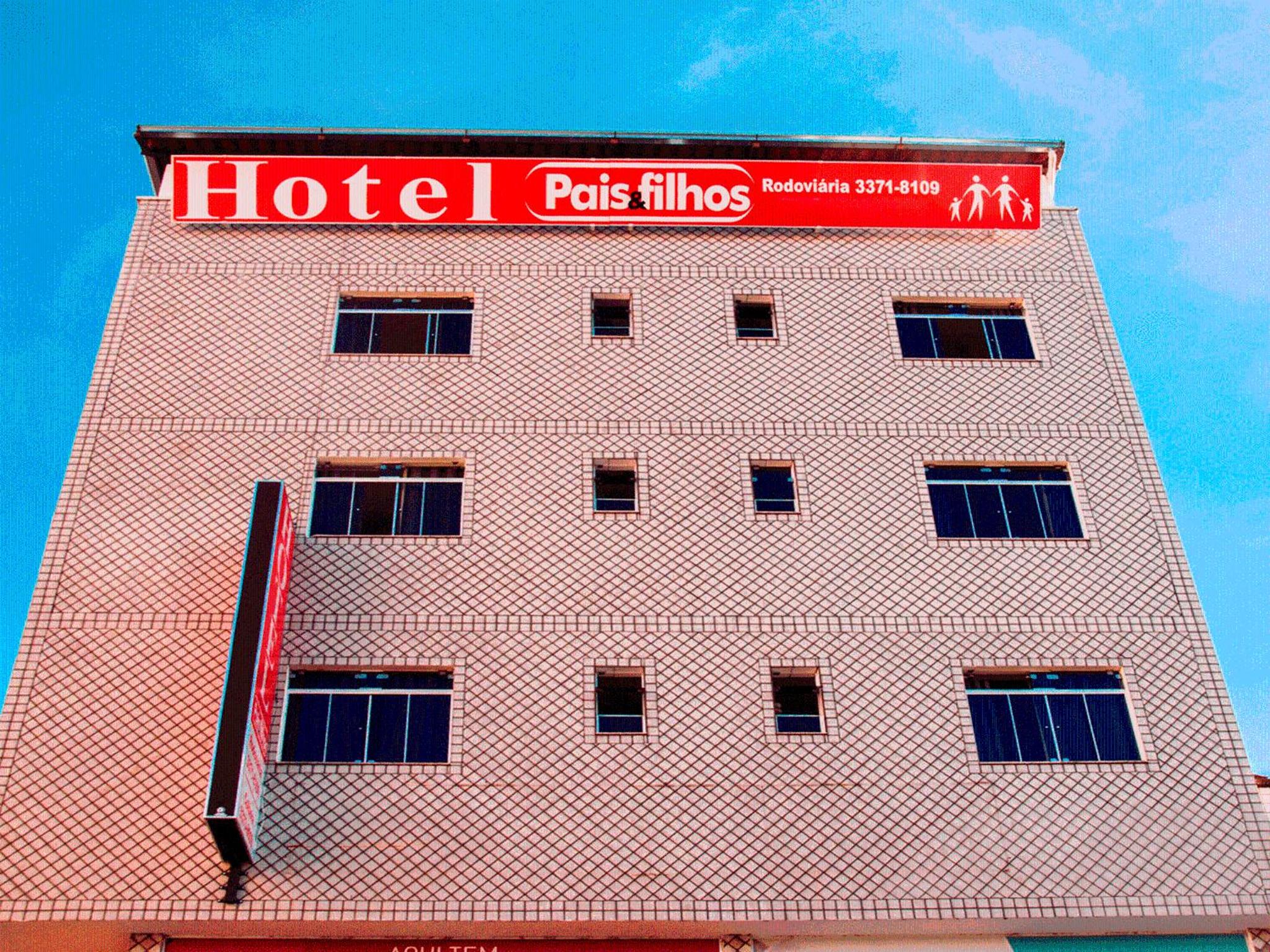Hotel Pais e Filhos - Image 1