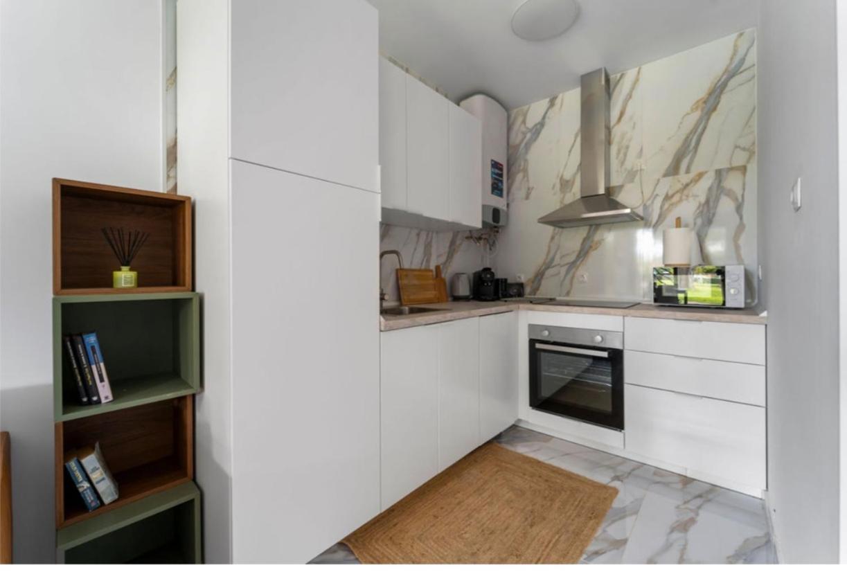 Casa Rosa at Green parrot apartments at Carihuela