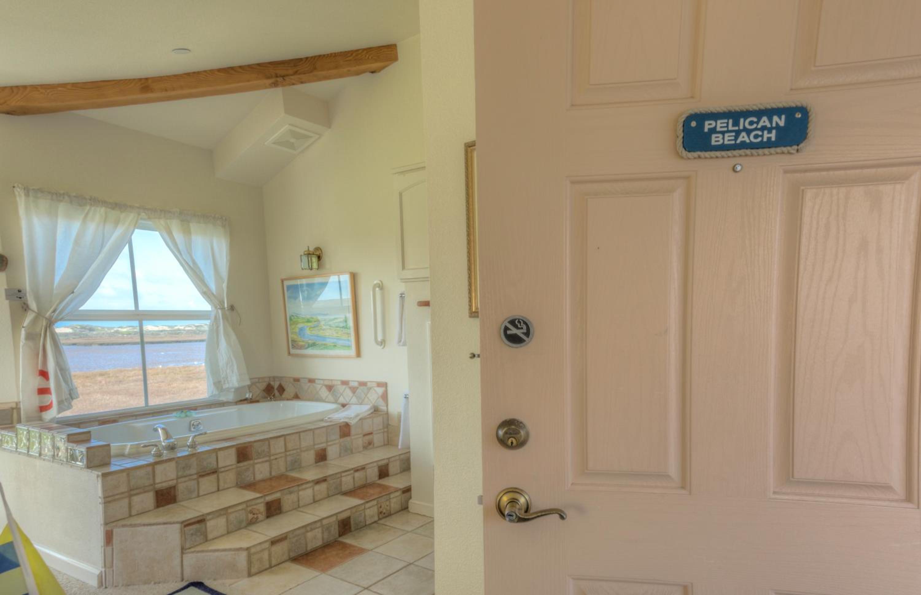 Captain's Inn at Moss Landing