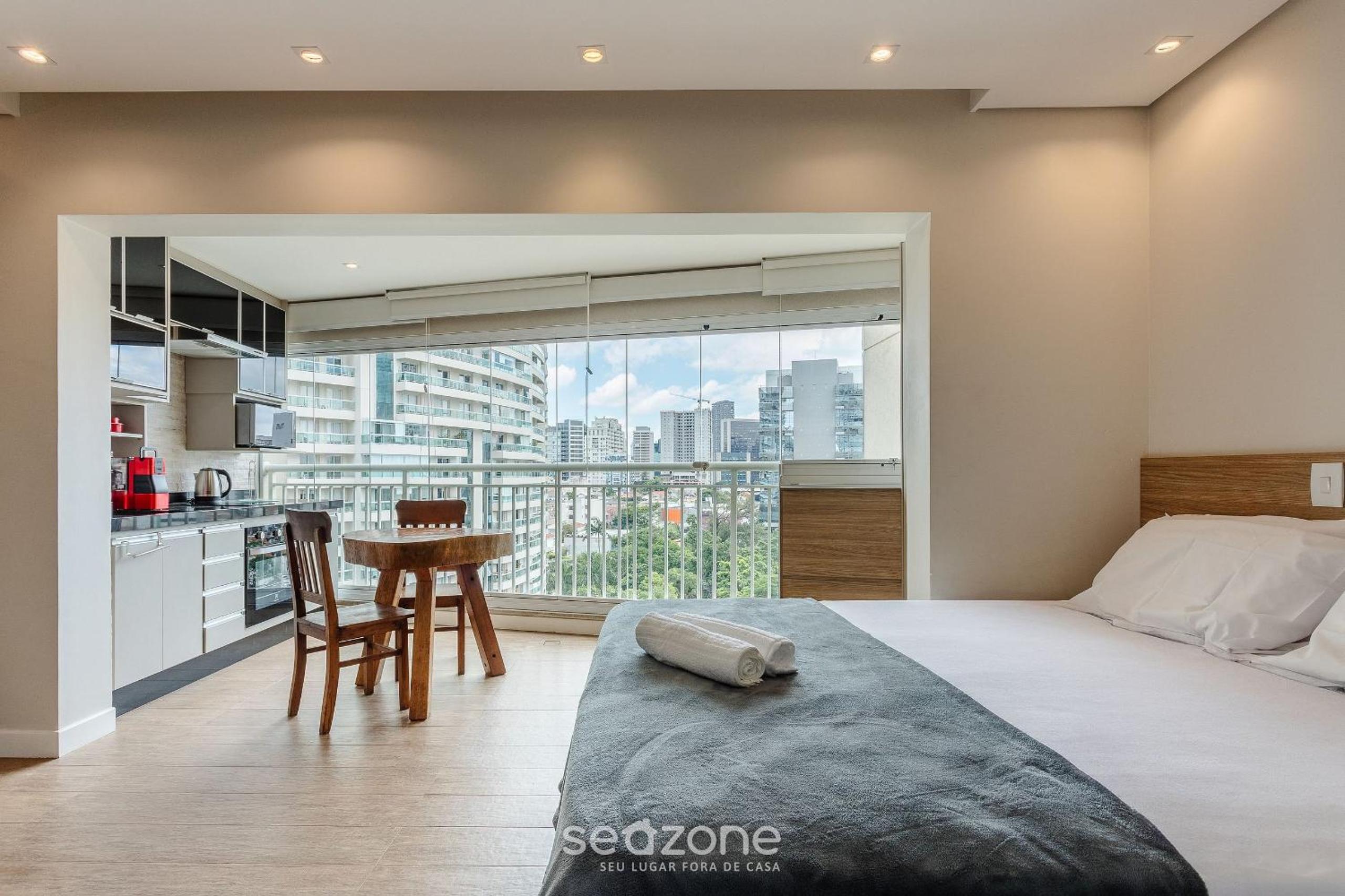 Studio 240m from Pinheiros train station SPI0811