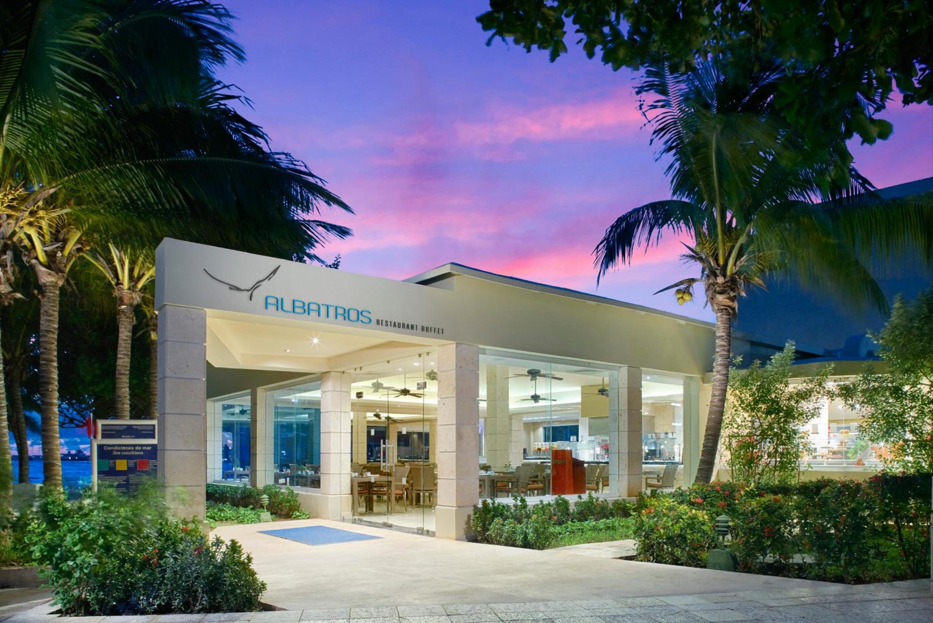Occidental Costa Cancún - All Inclusive