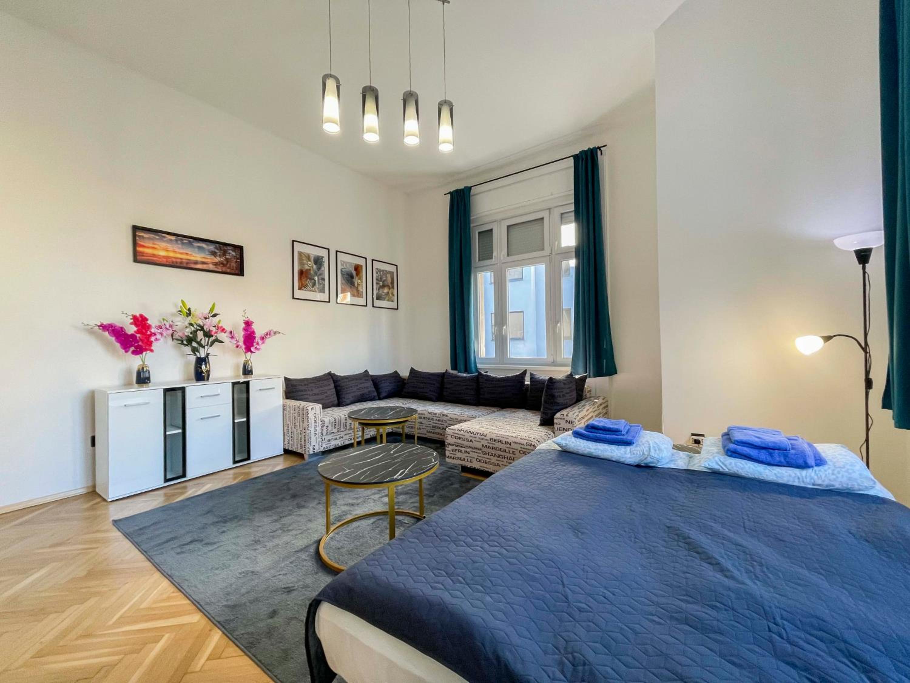 W25 Spacious 3BR Free Parking