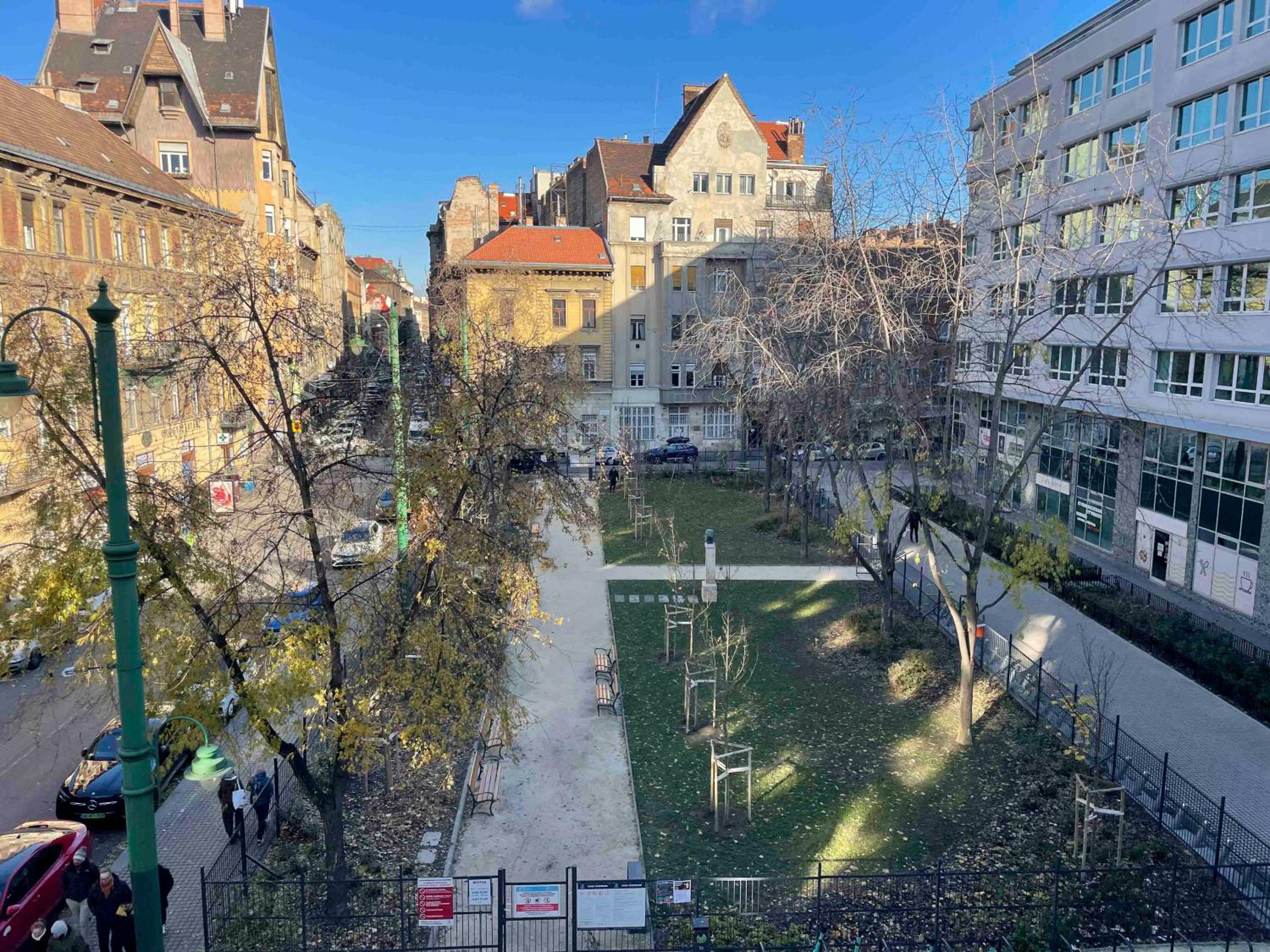 W25 Spacious 3BR Free Parking