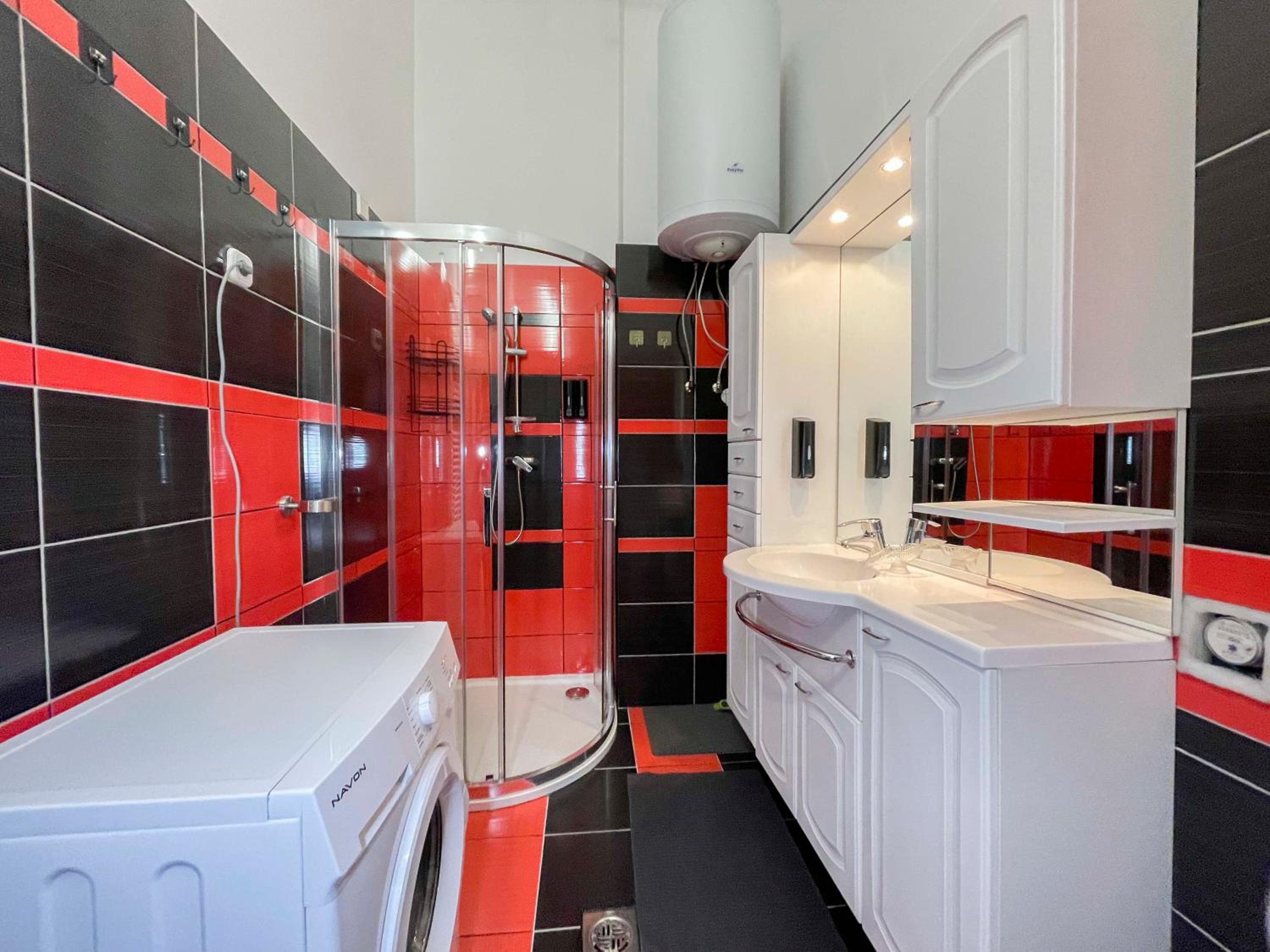 W25 Spacious 3BR Free Parking