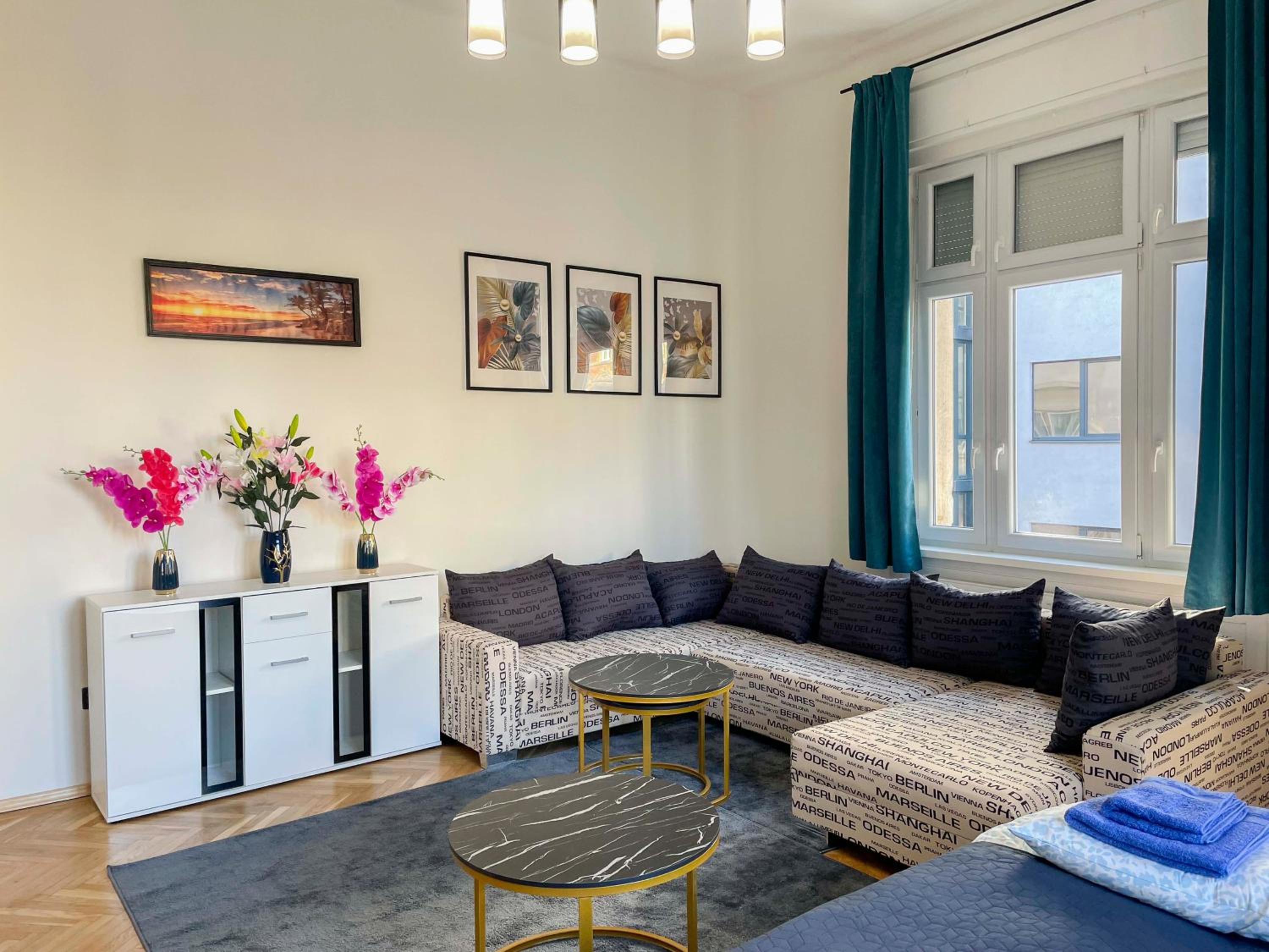 W25 Spacious 3BR Free Parking
