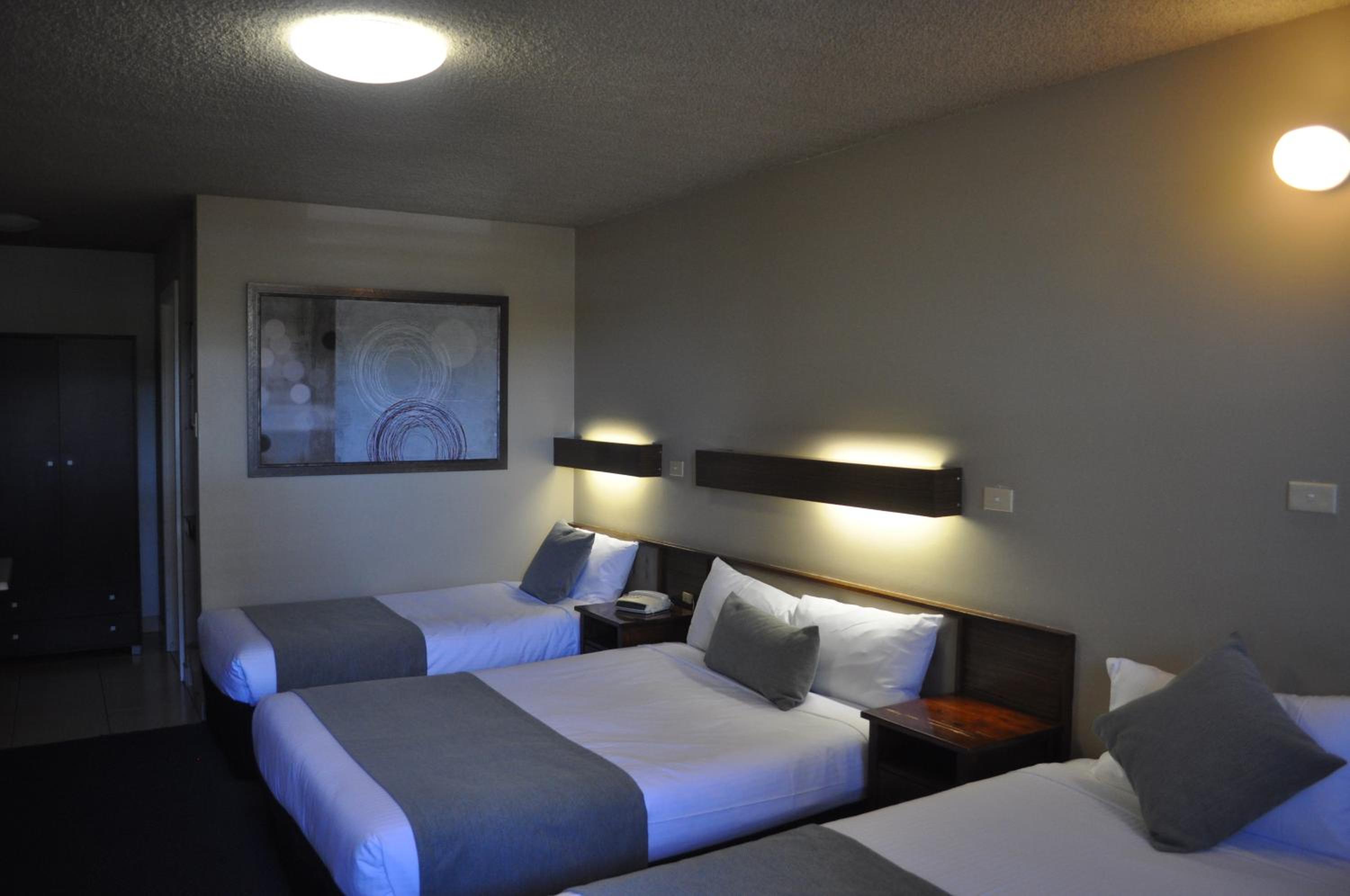 In Town Motor Inn