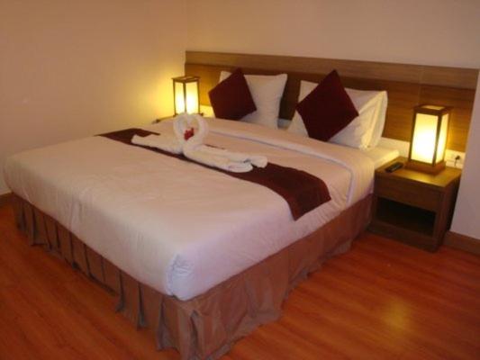 Photo 10