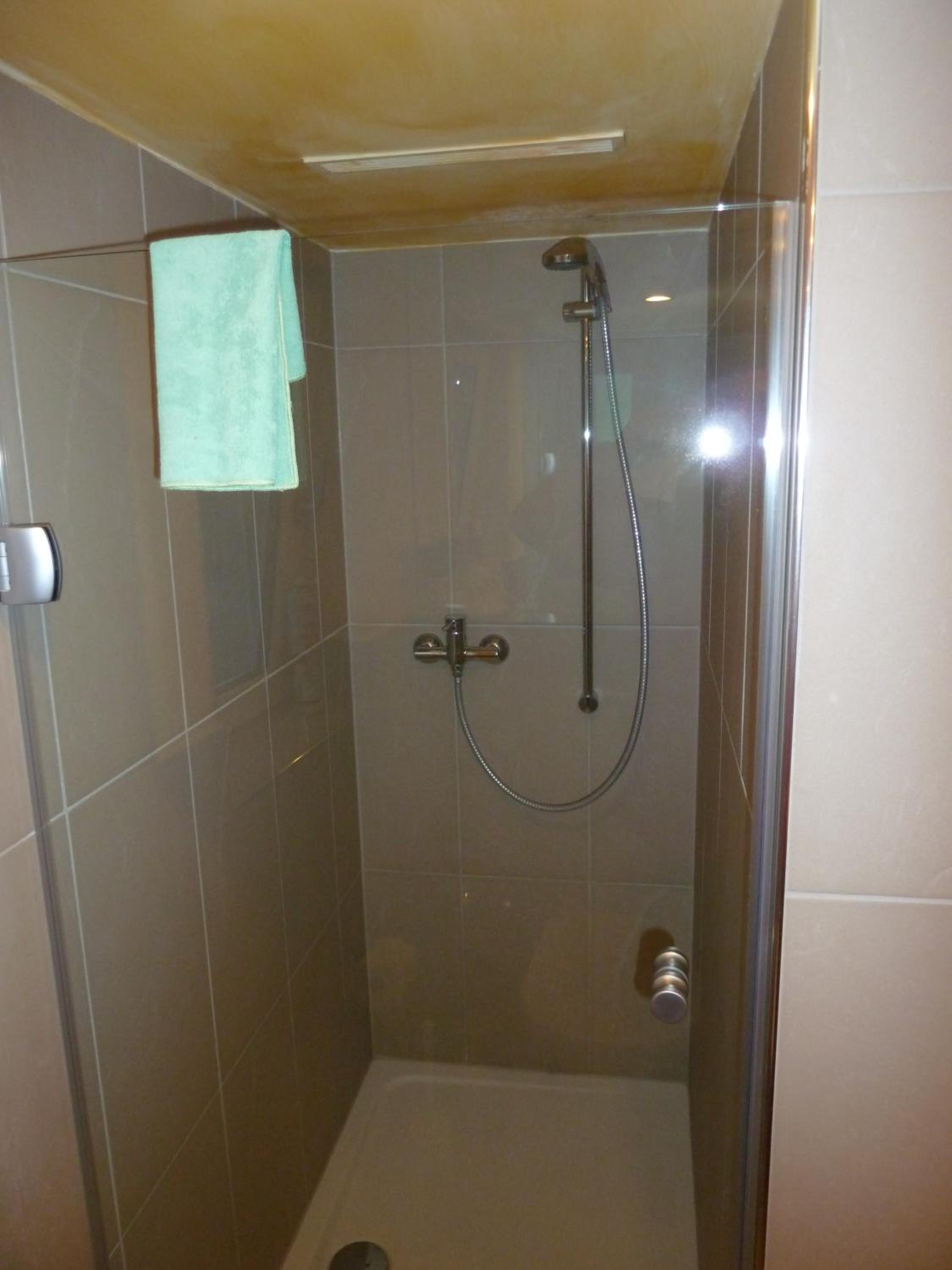 Photo 43