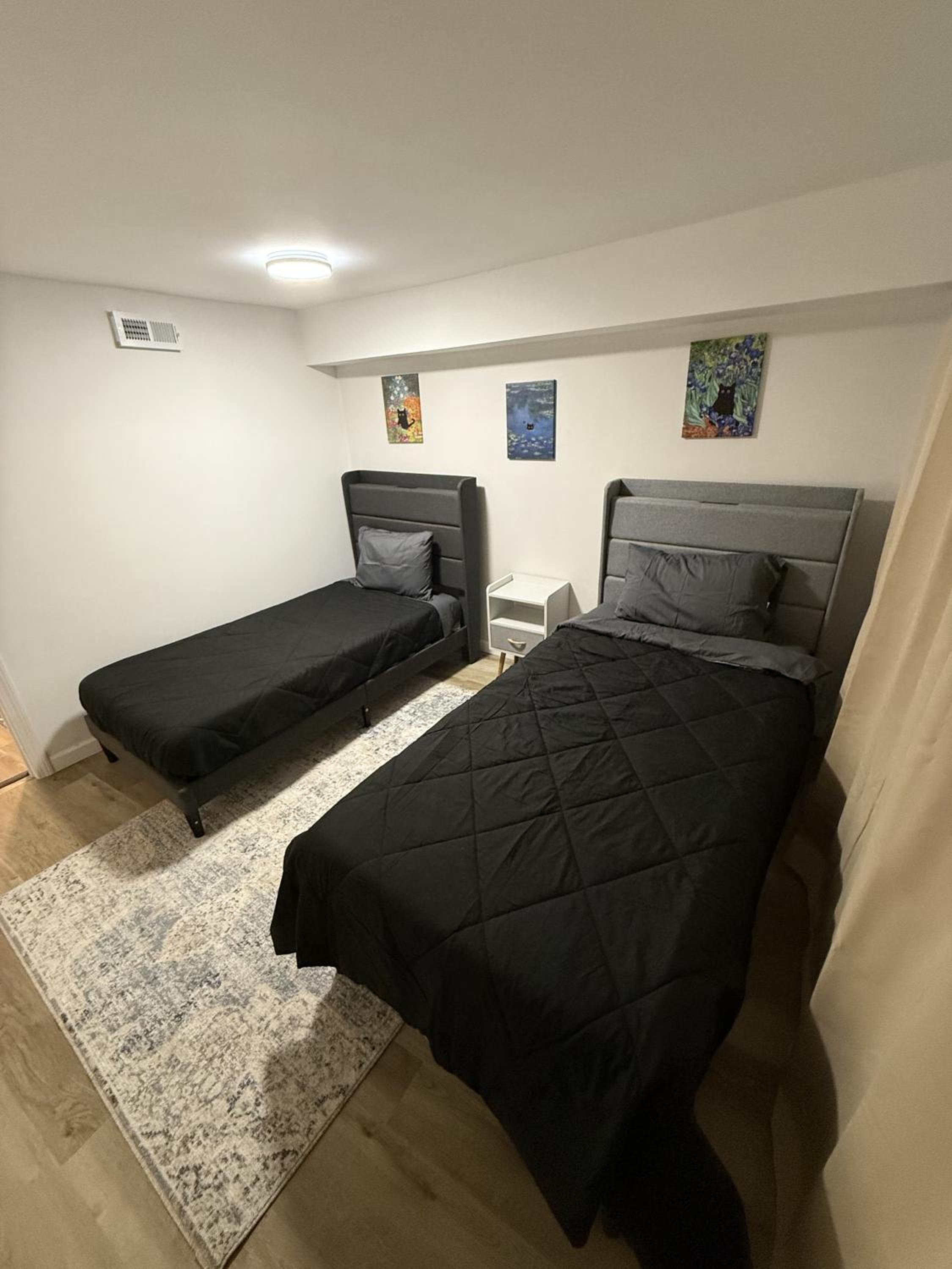 Stylish Stay By Beach & Shops